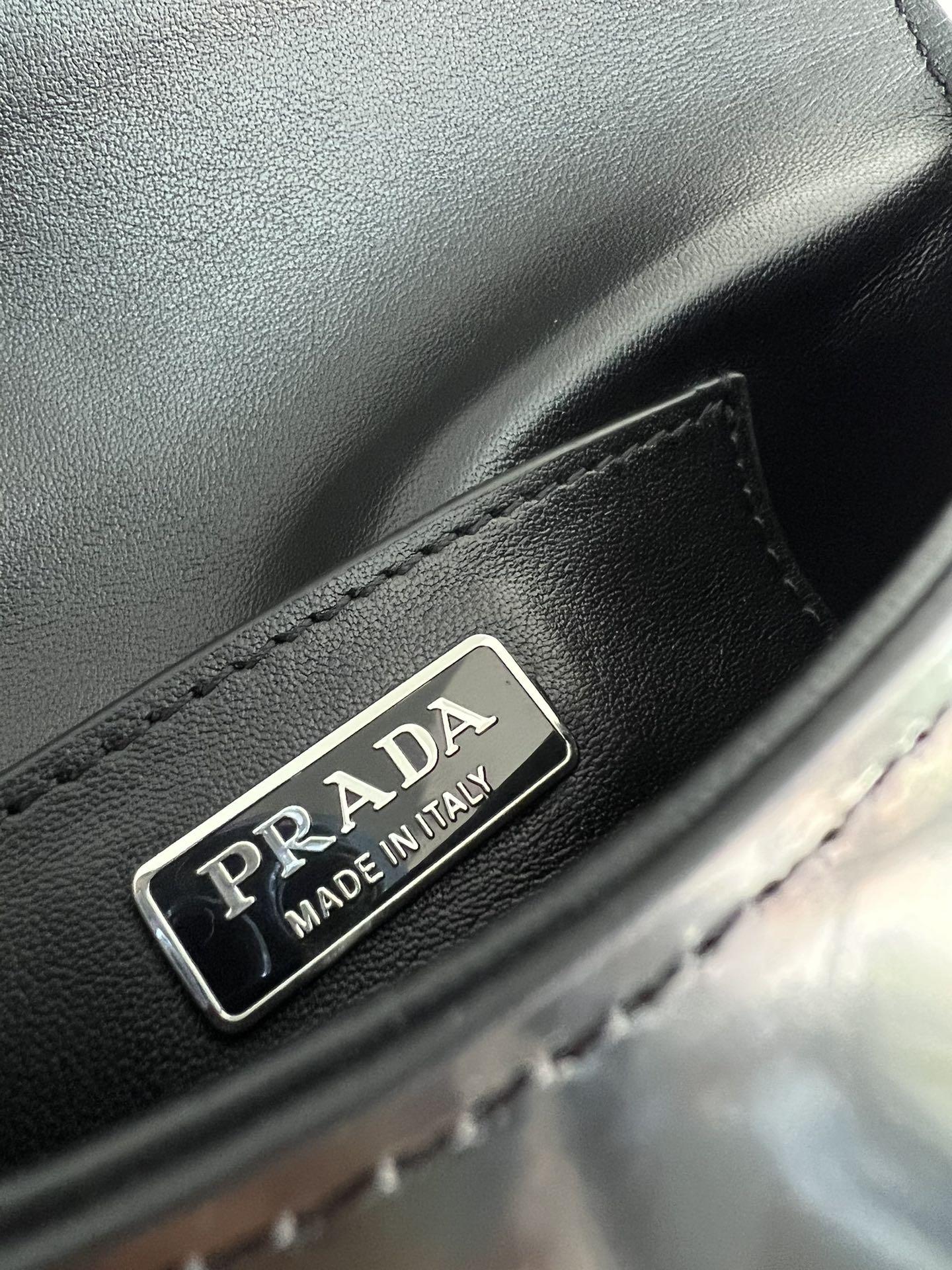 P R A D A Prada Brushed Leather Mini 레플리카 15번 이미지 - Bag | 세미샵 레플리카 사이트