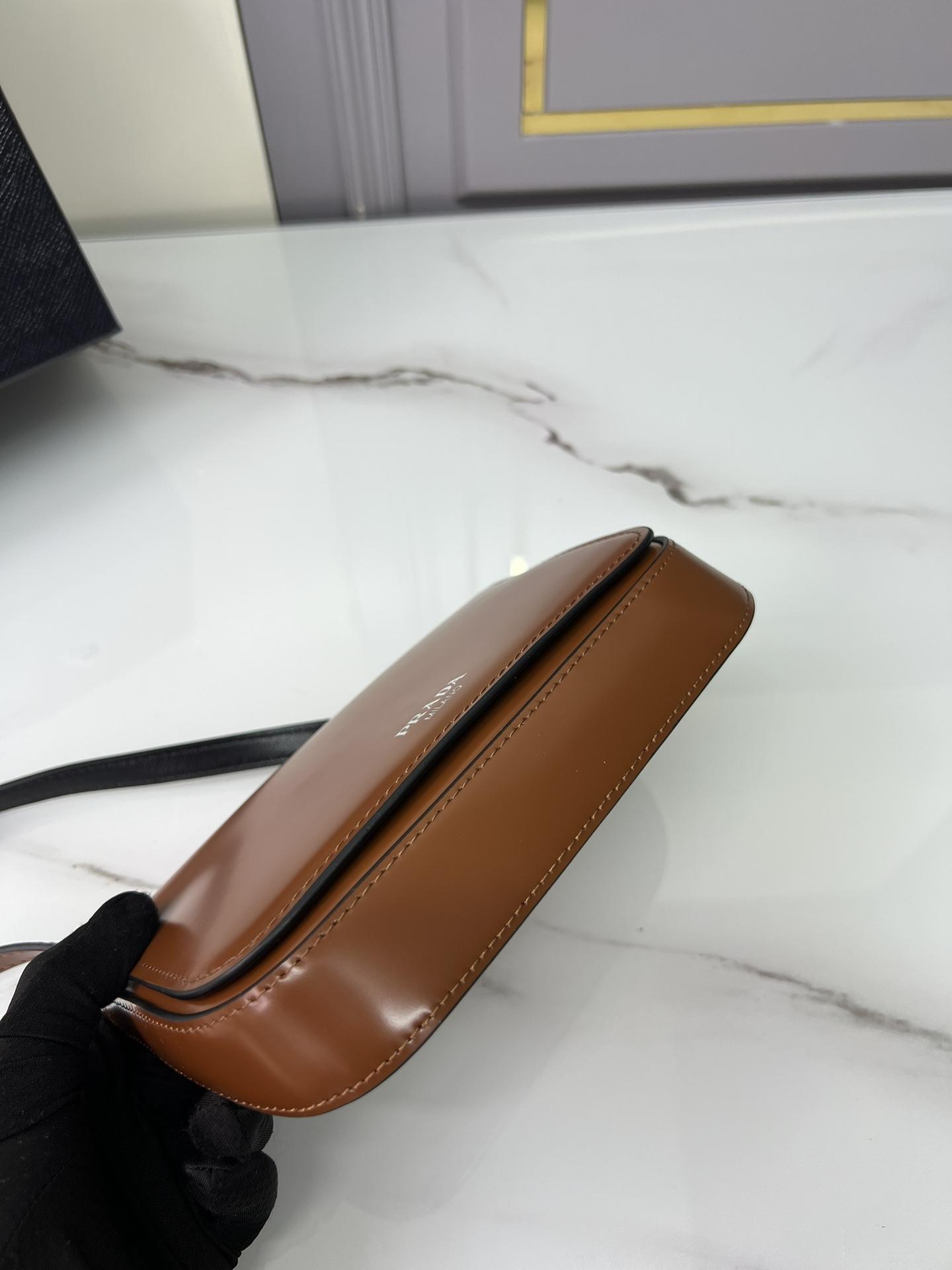 P R A D A Prada Brushed Leather Mini 레플리카 20번 이미지 - Bag | 세미샵 레플리카 사이트