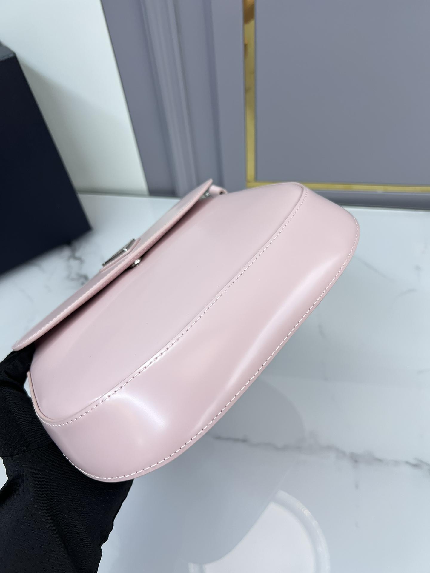 P R A D A Prada Cleo Brushed Leather Flap Shoulder 레플리카 18번 이미지 - Bag | 세미샵 레플리카 사이트