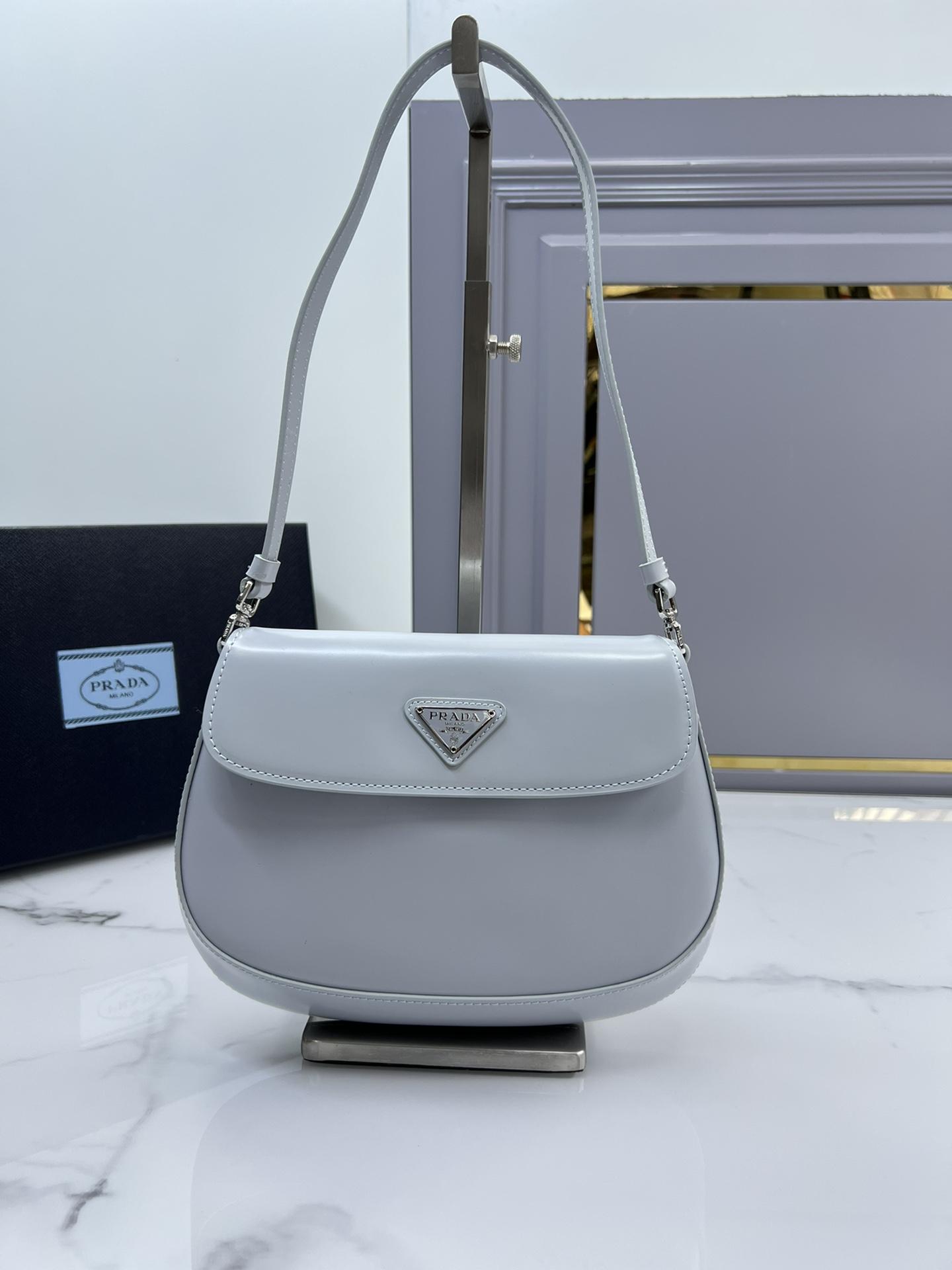 P R A D A Prada Cleo Brushed Leather Flap Shoulder 레플리카 24번 이미지 - Bag | 세미샵 레플리카 사이트