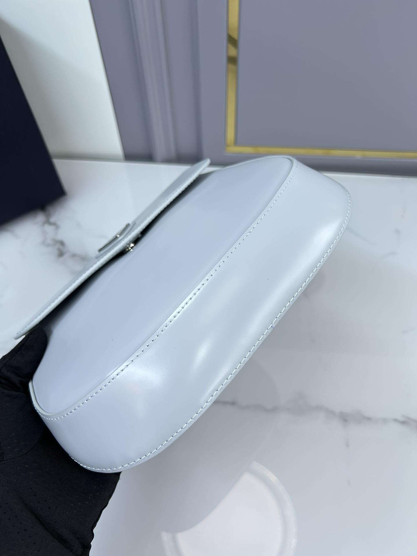P R A D A Prada Cleo Brushed Leather Flap Shoulder 레플리카 27번 이미지 - Bag | 세미샵 레플리카 사이트