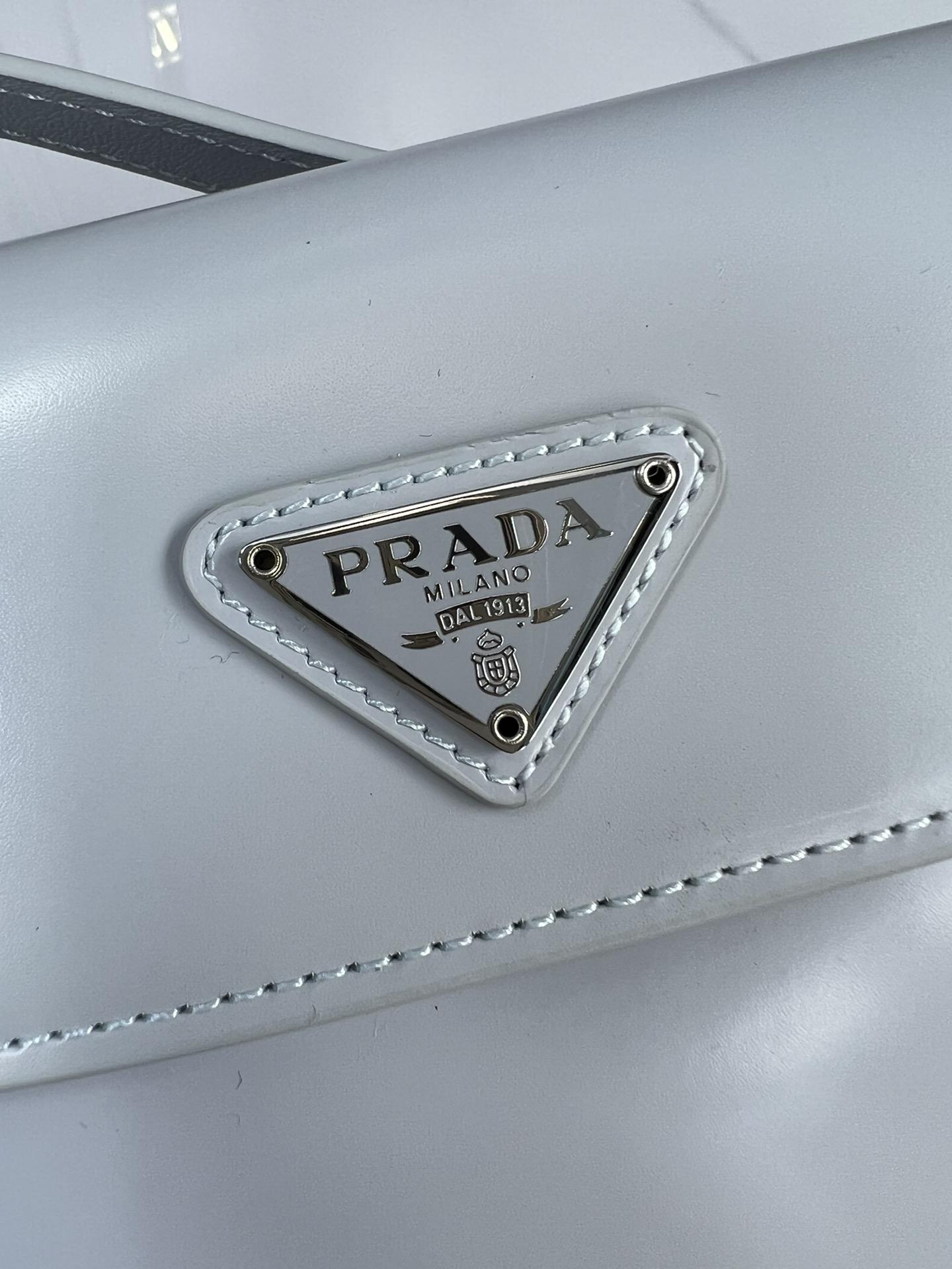 P R A D A Prada Cleo Brushed Leather Flap Shoulder 레플리카 28번 이미지 - Bag | 세미샵 레플리카 사이트