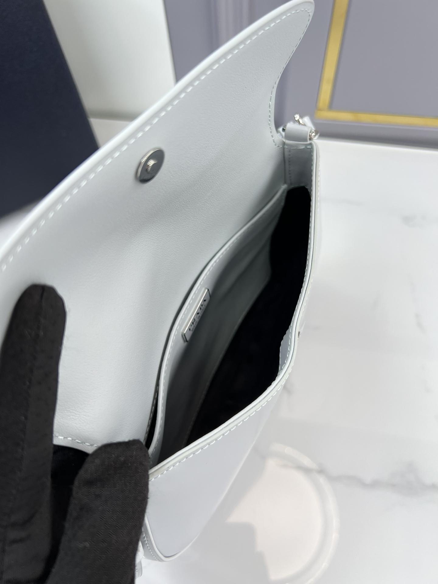 P R A D A Prada Cleo Brushed Leather Flap Shoulder 레플리카 31번 이미지 - Bag | 세미샵 레플리카 사이트