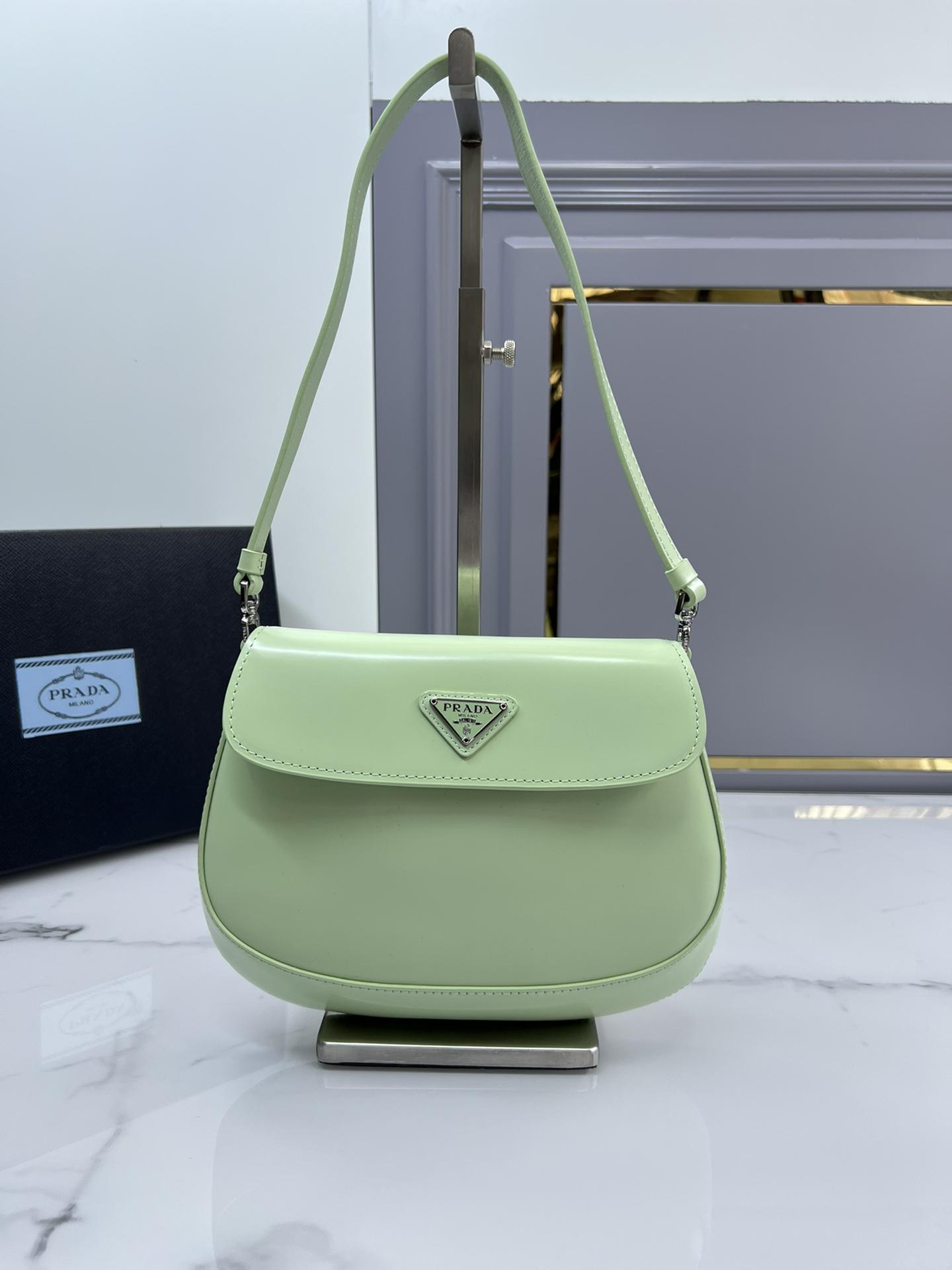 P R A D A Prada Cleo Brushed Leather Flap Shoulder 레플리카 33번 이미지 - Bag | 세미샵 레플리카 사이트