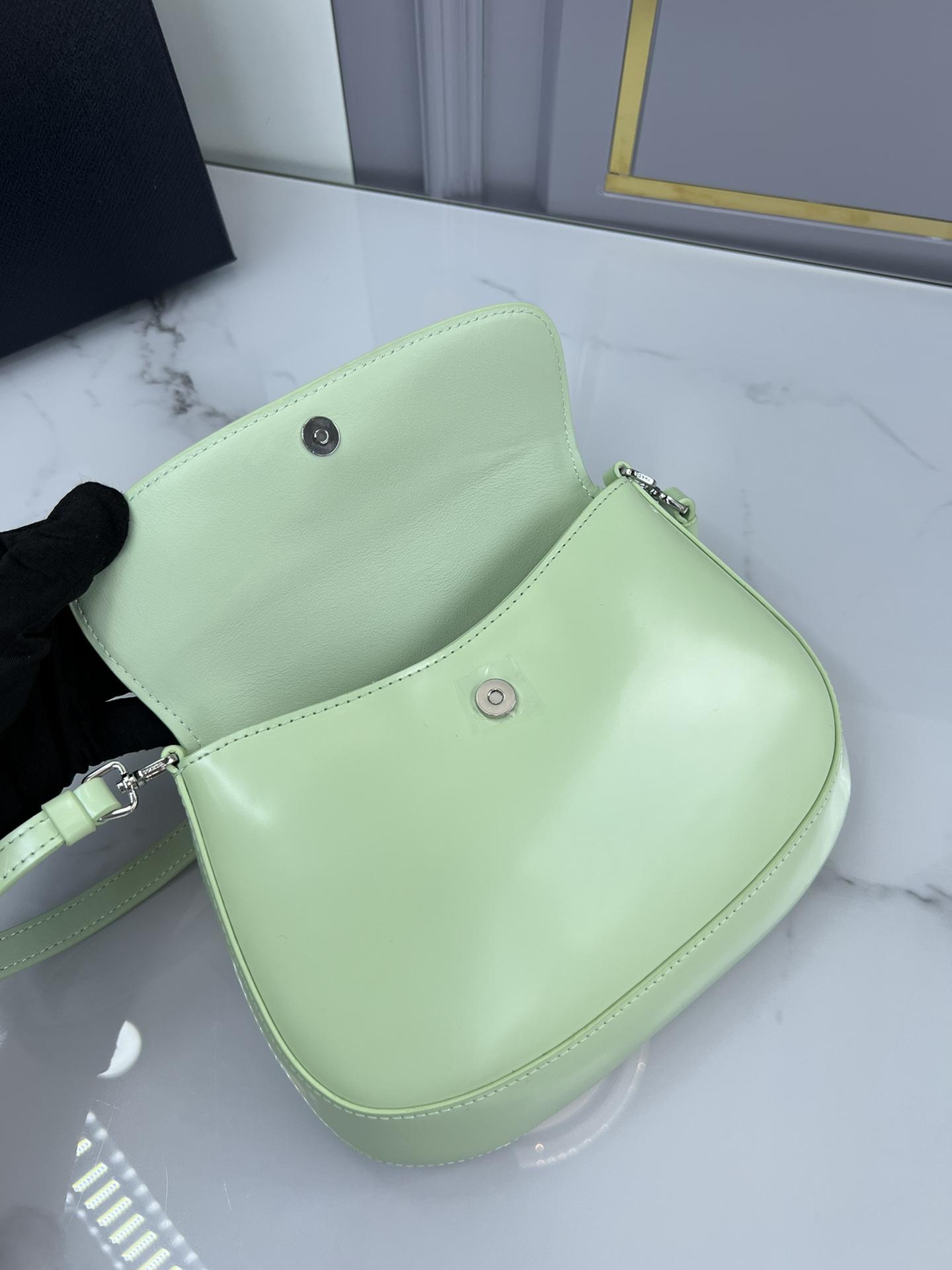 P R A D A Prada Cleo Brushed Leather Flap Shoulder 레플리카 39번 이미지 - Bag | 세미샵 레플리카 사이트