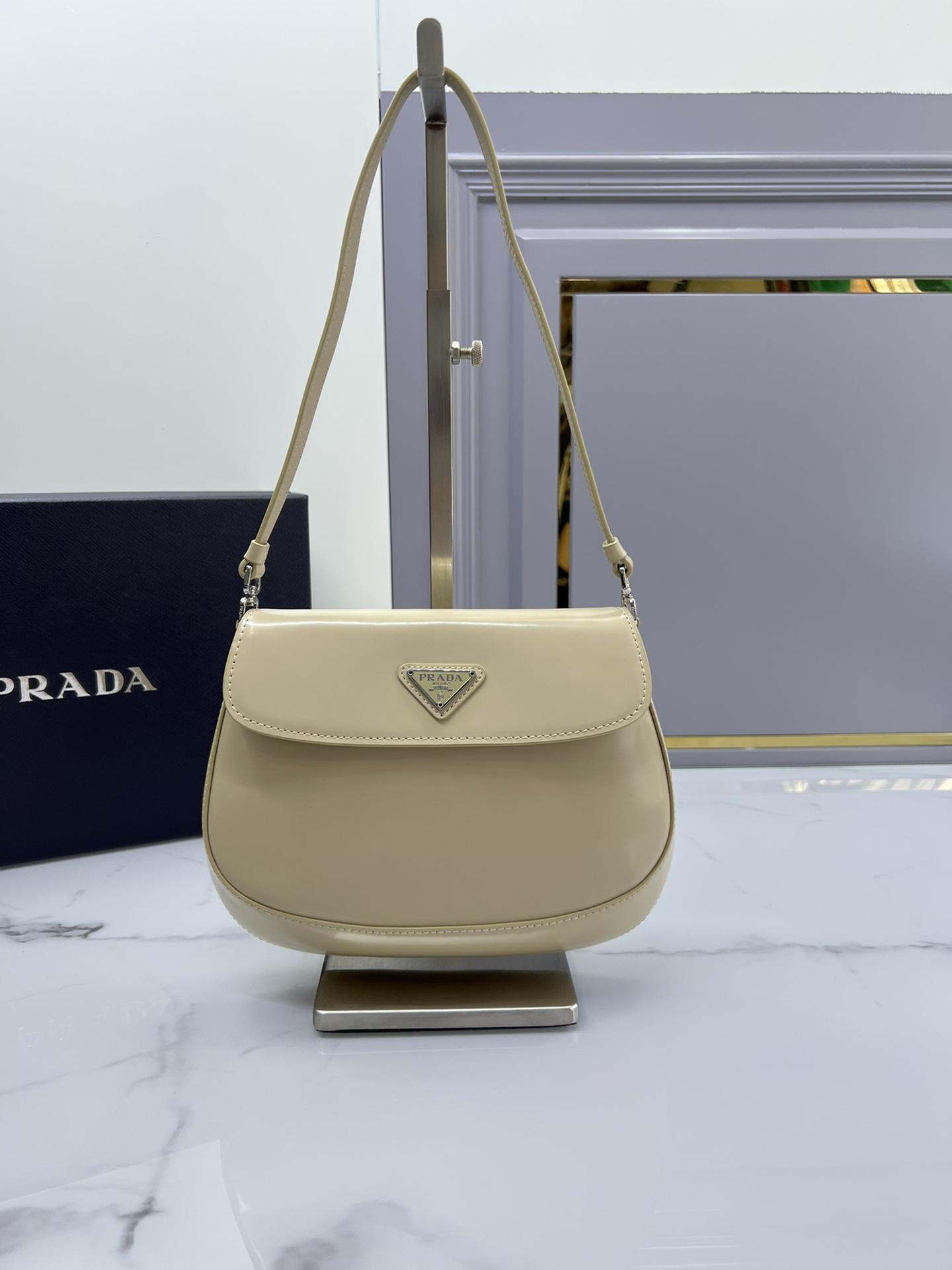 P R A D A Prada Cleo Brushed Leather Flap Shoulder 레플리카 42번 이미지 - Bag | 세미샵 레플리카 사이트