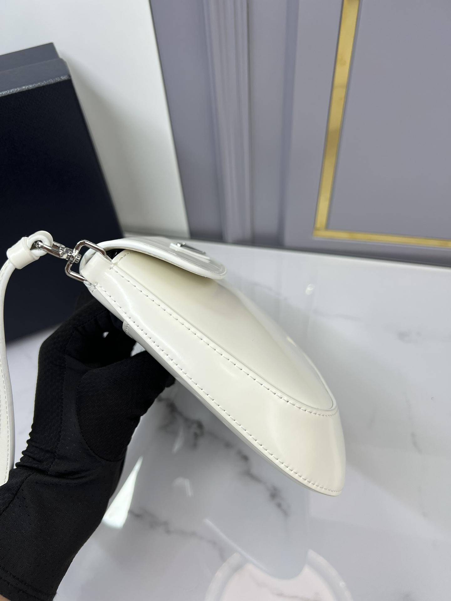 P R A D A Prada Cleo Brushed Leather Flap Shoulder 레플리카 52번 이미지 - Bag | 세미샵 레플리카 사이트