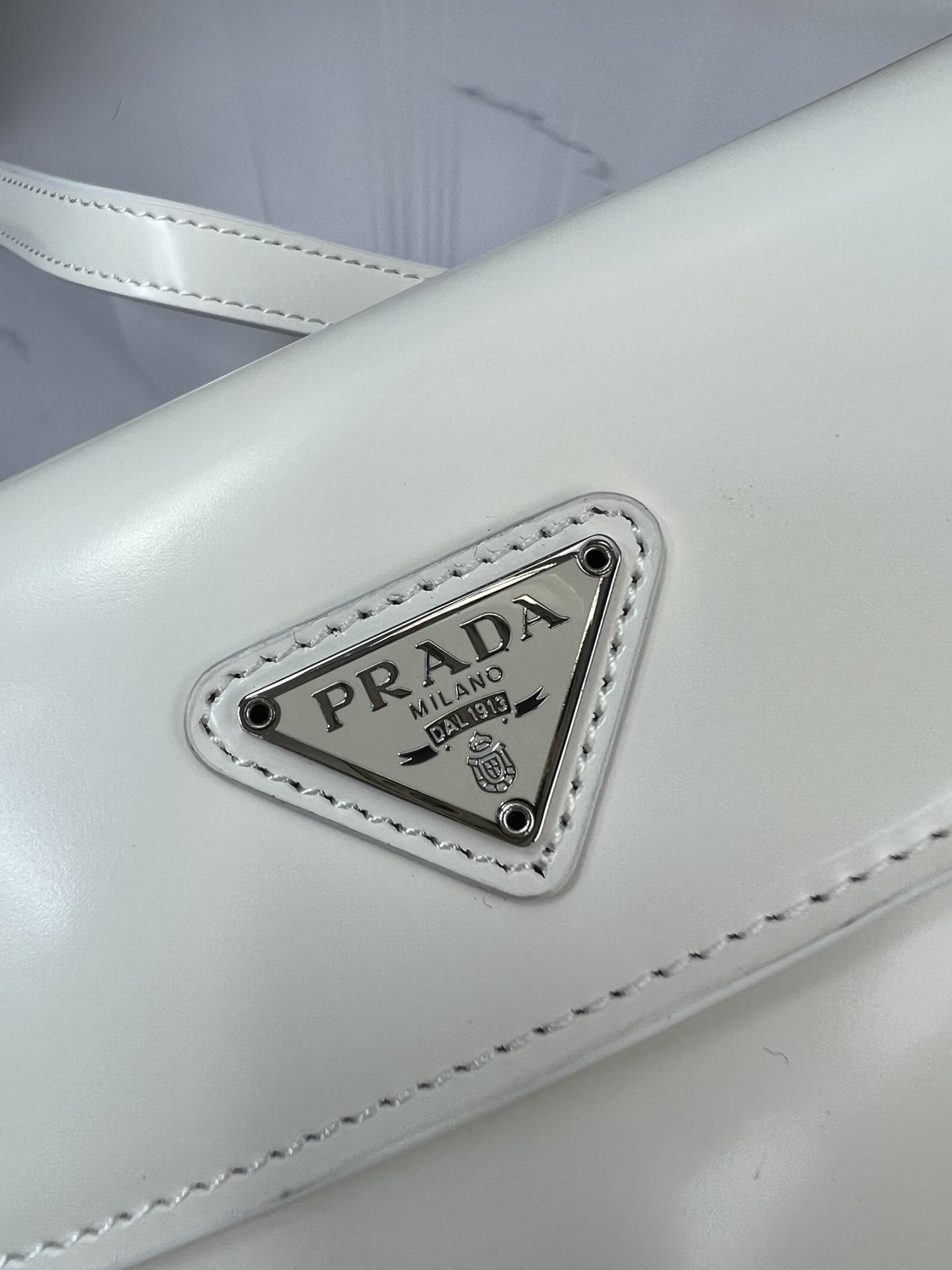 P R A D A Prada Cleo Brushed Leather Flap Shoulder 레플리카 54번 이미지 - Bag | 세미샵 레플리카 사이트