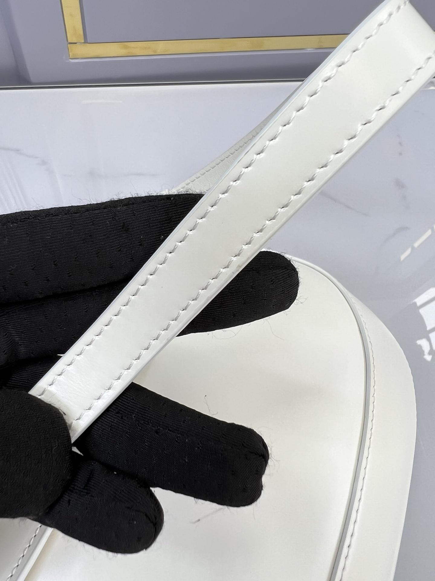 P R A D A Prada Cleo Brushed Leather Flap Shoulder 레플리카 55번 이미지 - Bag | 세미샵 레플리카 사이트