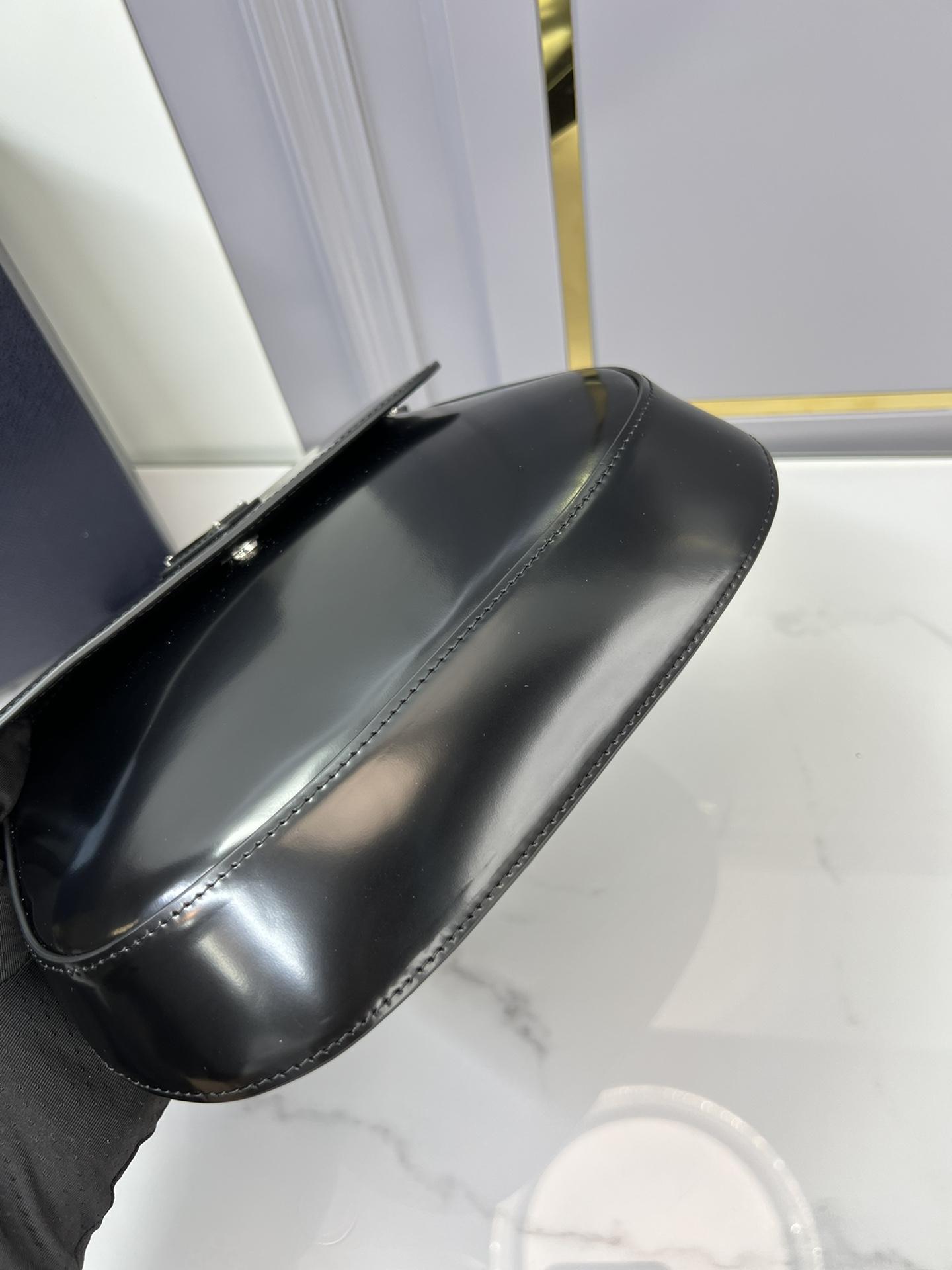 P R A D A Prada Cleo Brushed Leather Flap Shoulder 레플리카 62번 이미지 - Bag | 세미샵 레플리카 사이트