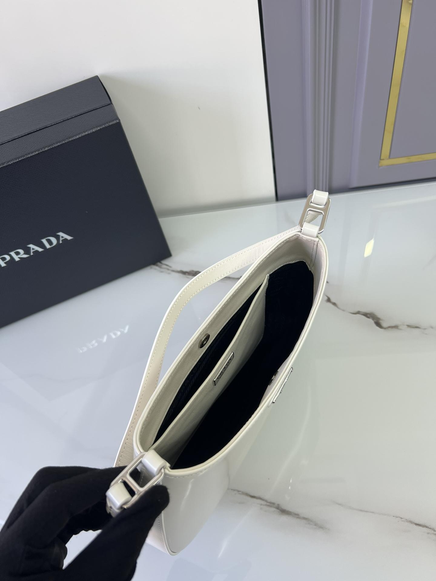 P R A D A Prada Cleo Brushed Leather Shoulder 레플리카 14번 이미지 - Bag | 세미샵 레플리카 사이트