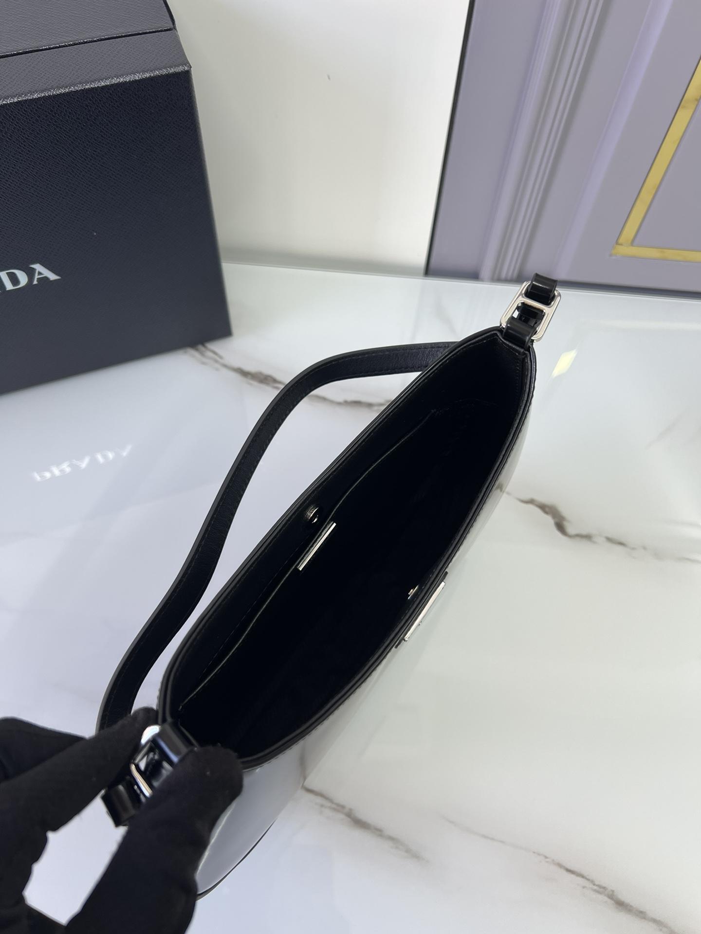 P R A D A Prada Cleo Brushed Leather Shoulder 레플리카 22번 이미지 - Bag | 세미샵 레플리카 사이트