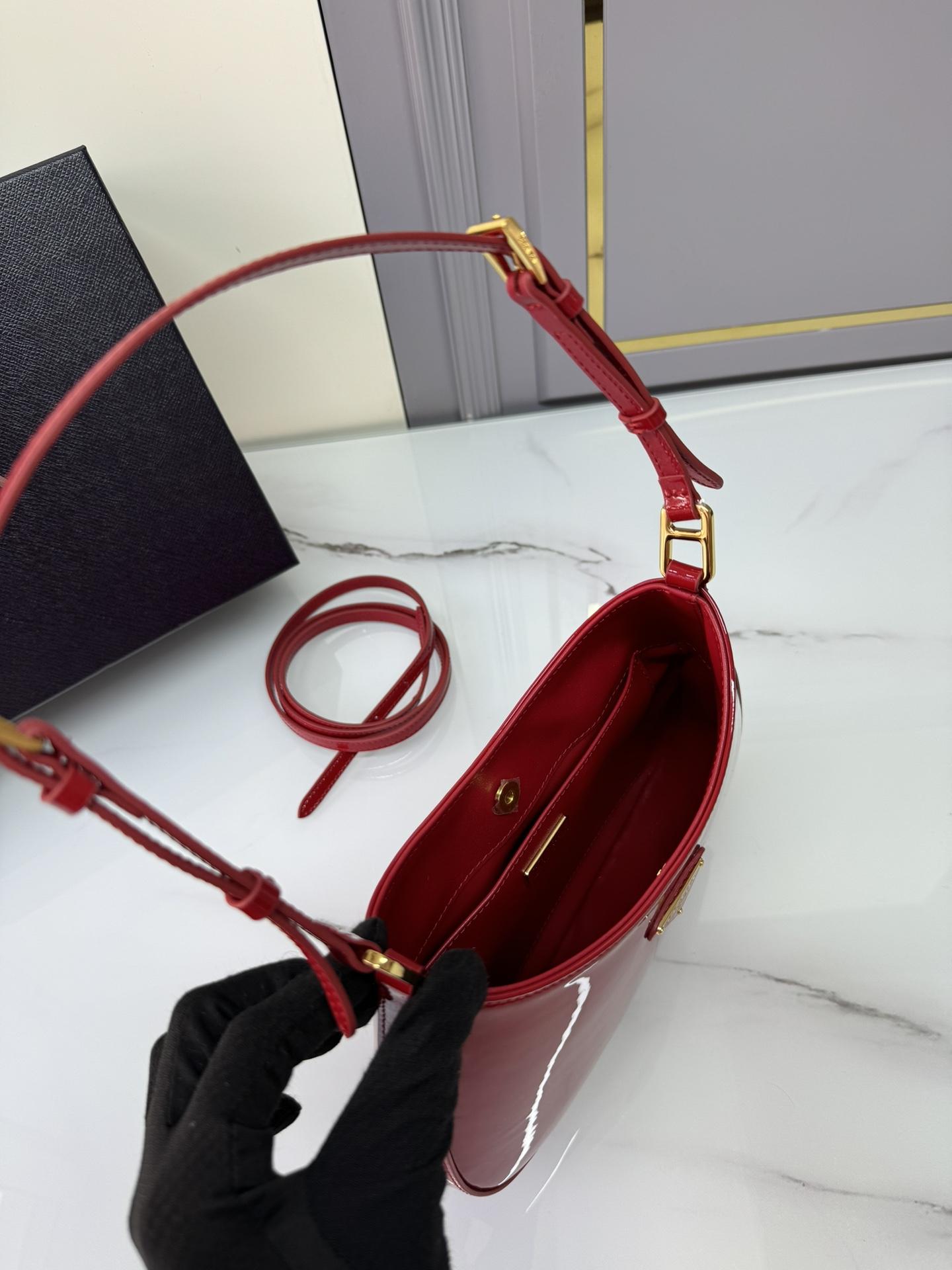 P R A D A Prada Cleo Patent Shoulder 레플리카 14번 이미지 - Bag | 세미샵 레플리카 사이트