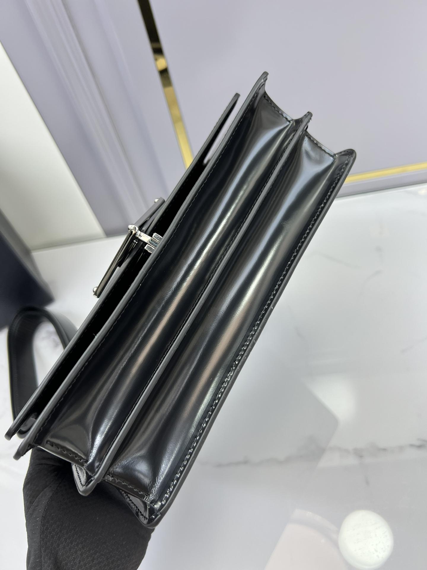 P R A D A Prada Emblem Brushed Leather Bag 레플리카 12번 이미지 - Bag | 세미샵 레플리카 사이트