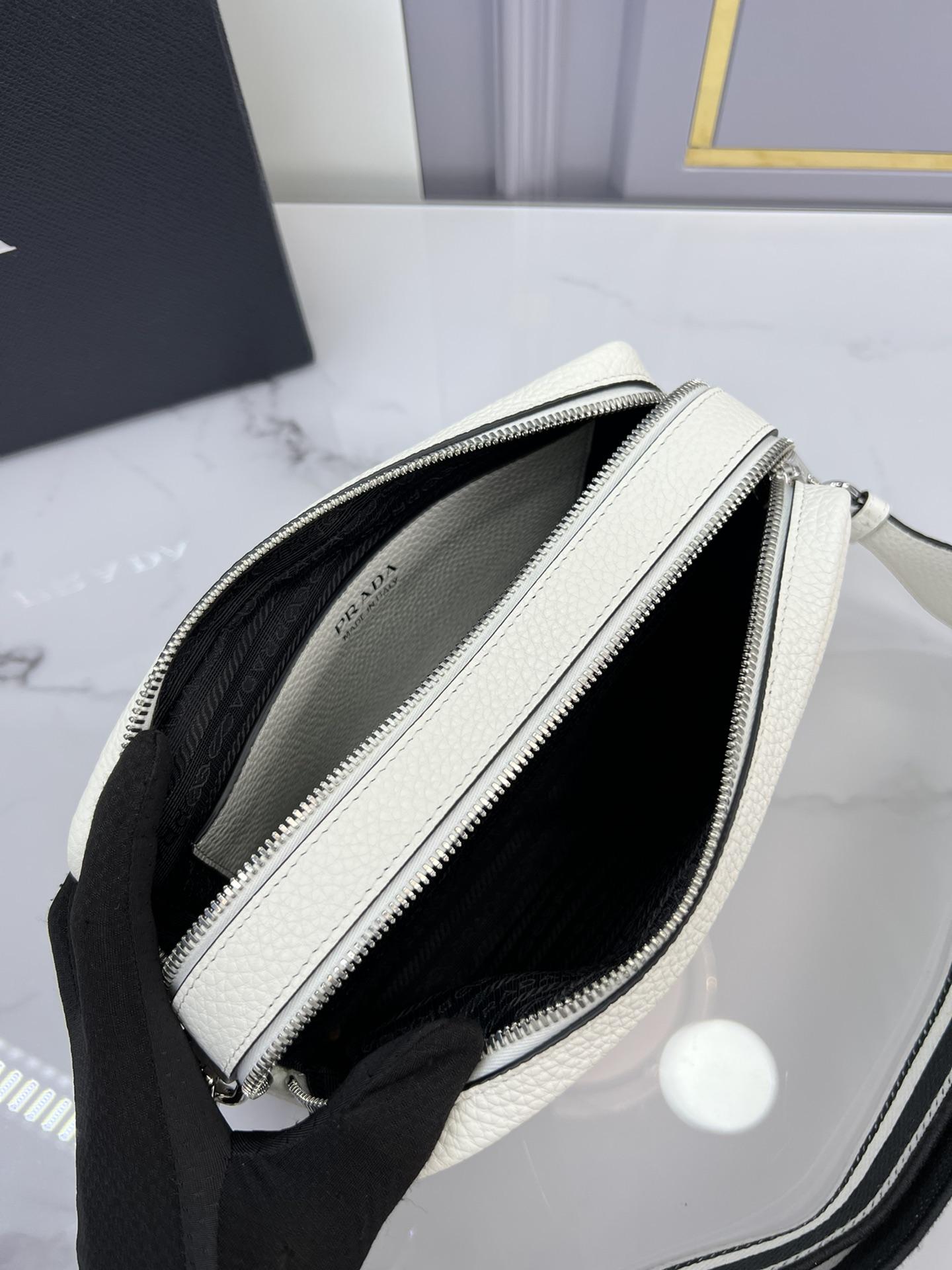 P R A D A Prada Flou Shoulder 레플리카 15번 이미지 - Bag | 세미샵 레플리카 사이트