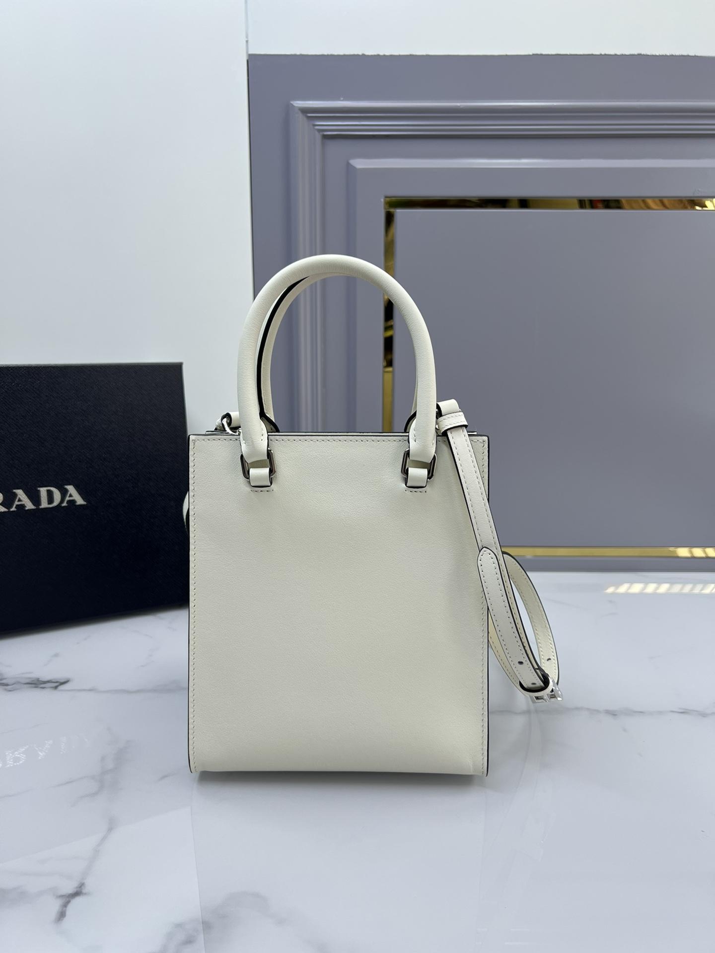 P R A D A Prada Leather Handbag 레플리카 18번 이미지 - Bag | 세미샵 레플리카 사이트