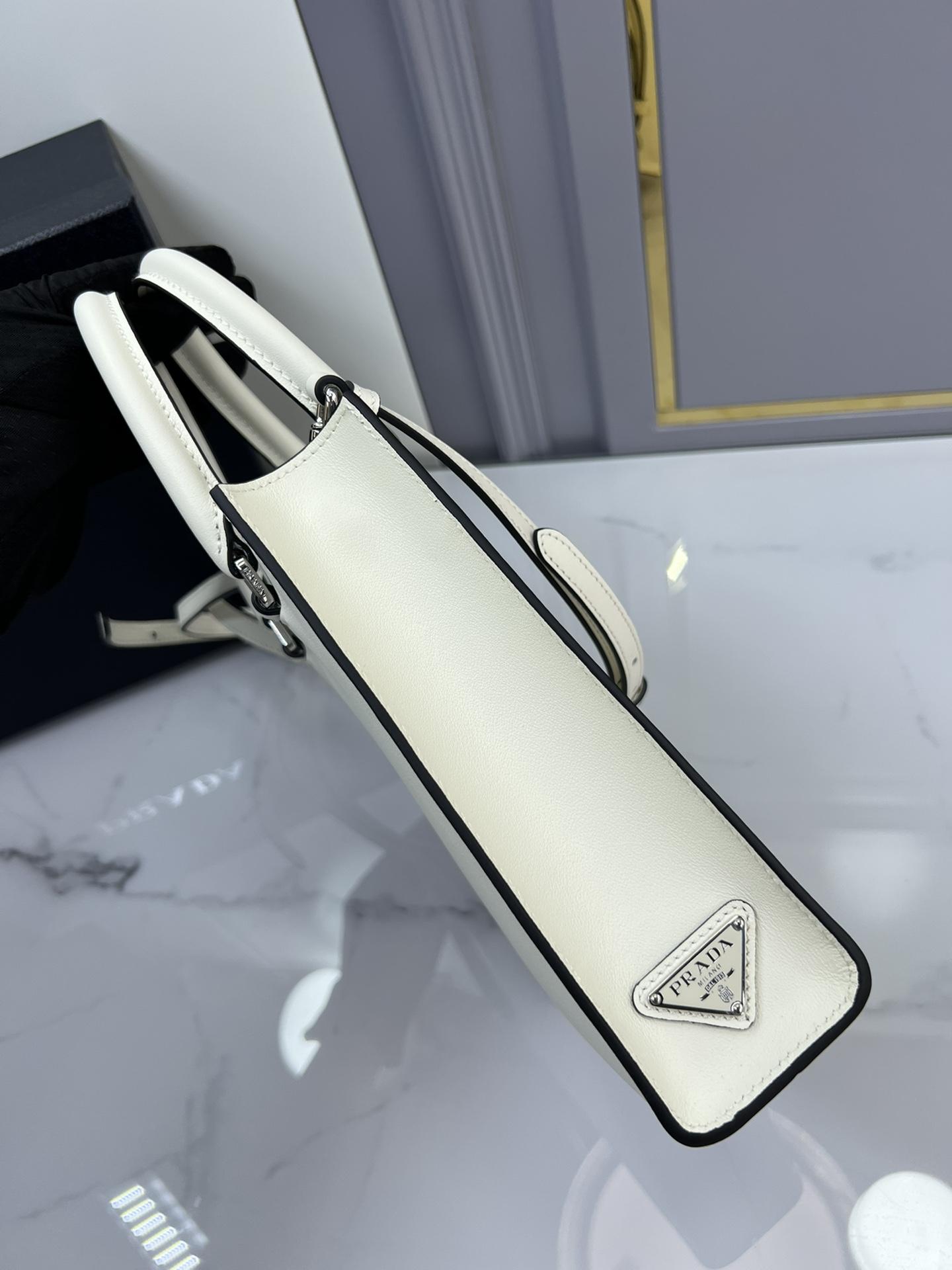 P R A D A Prada Leather Handbag 레플리카 19번 이미지 - Bag | 세미샵 레플리카 사이트