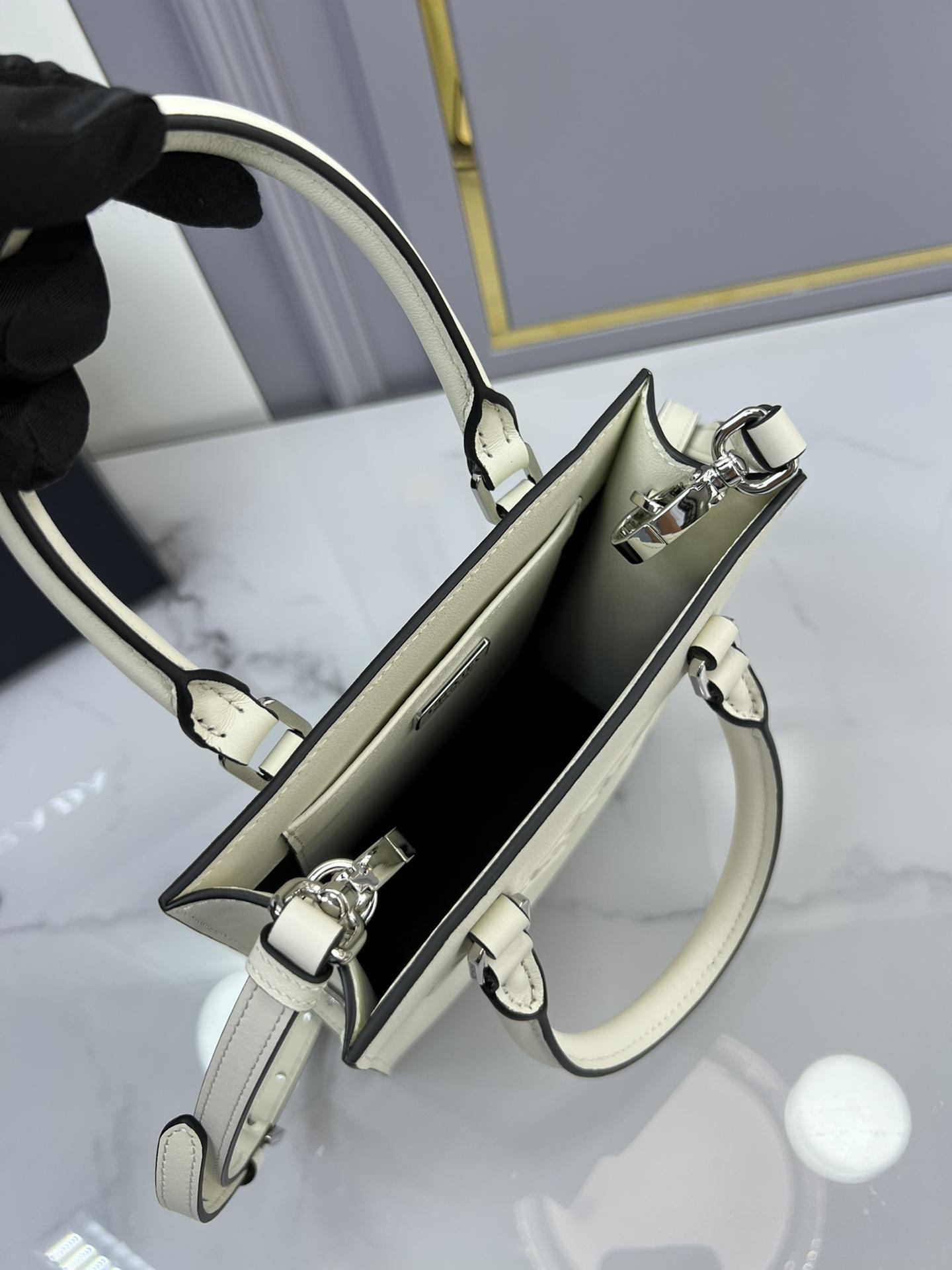 P R A D A Prada Leather Handbag 레플리카 23번 이미지 - Bag | 세미샵 레플리카 사이트