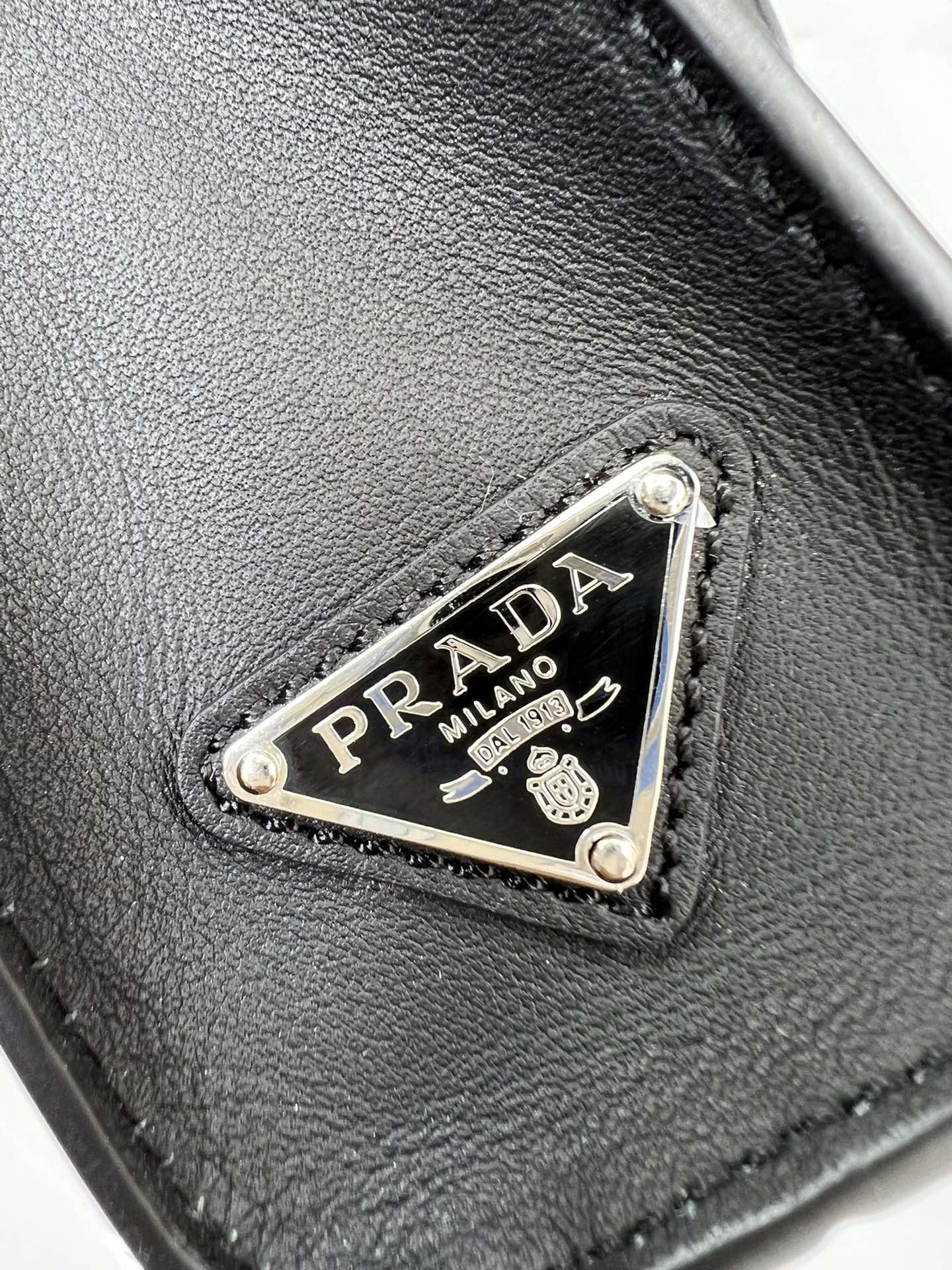 P R A D A Prada Leather Handbag 레플리카 38번 이미지 - Bag | 세미샵 레플리카 사이트