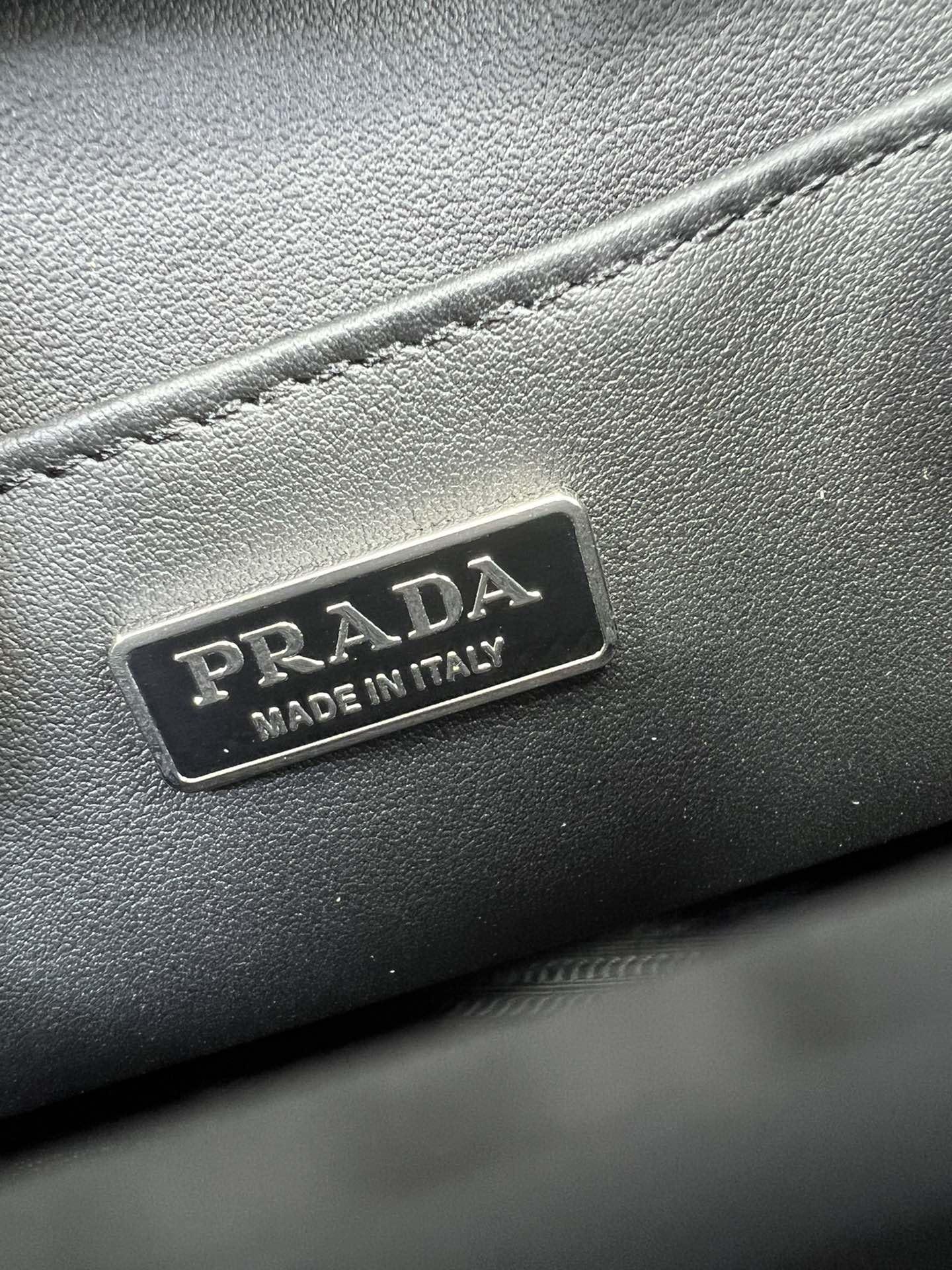 P R A D A Prada Leather Handbag 레플리카 40번 이미지 - Bag | 세미샵 레플리카 사이트
