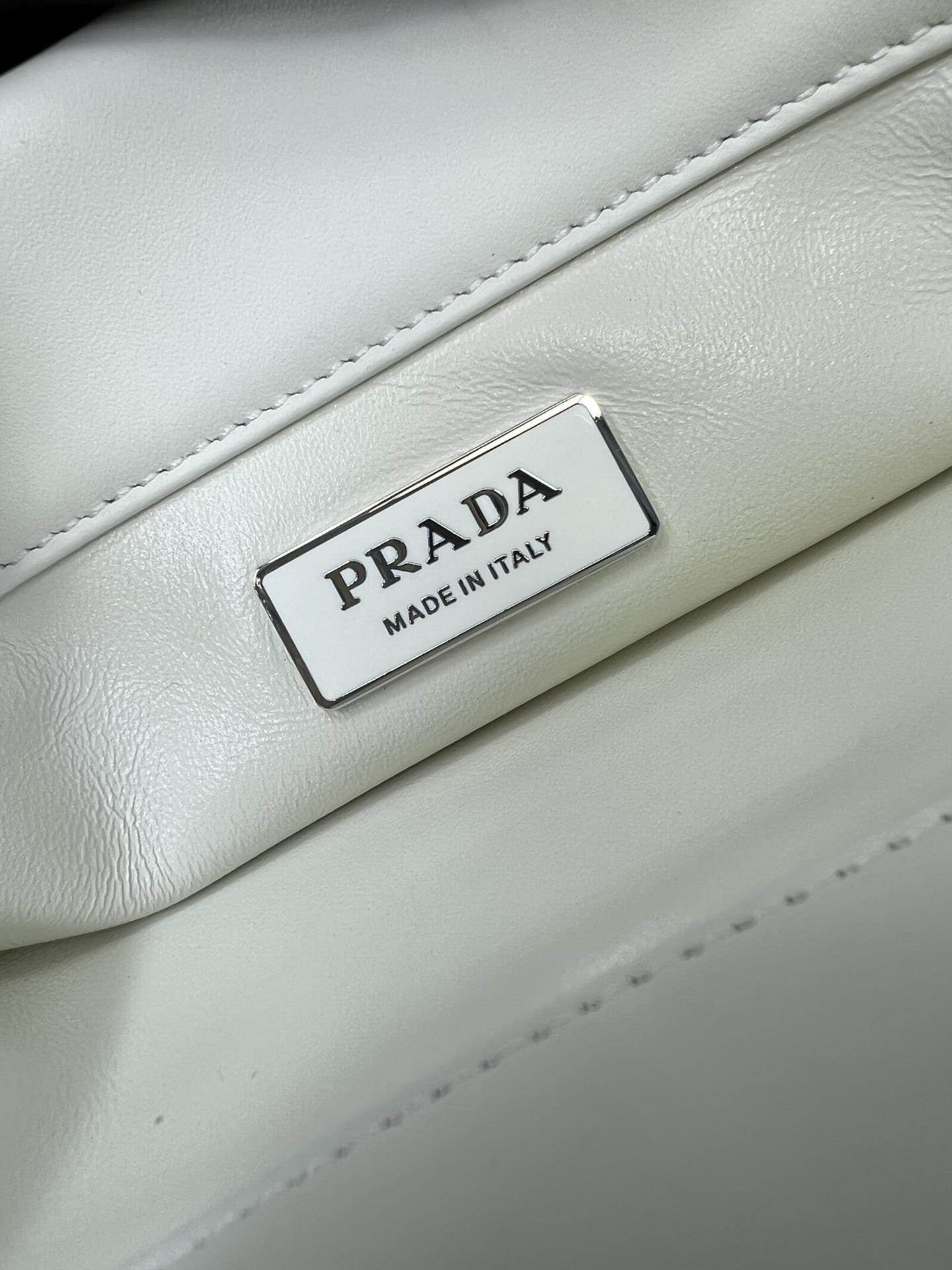 P R A D A Prada Leather Mini Bag 레플리카 8번 이미지 - Bag | 세미샵 레플리카 사이트