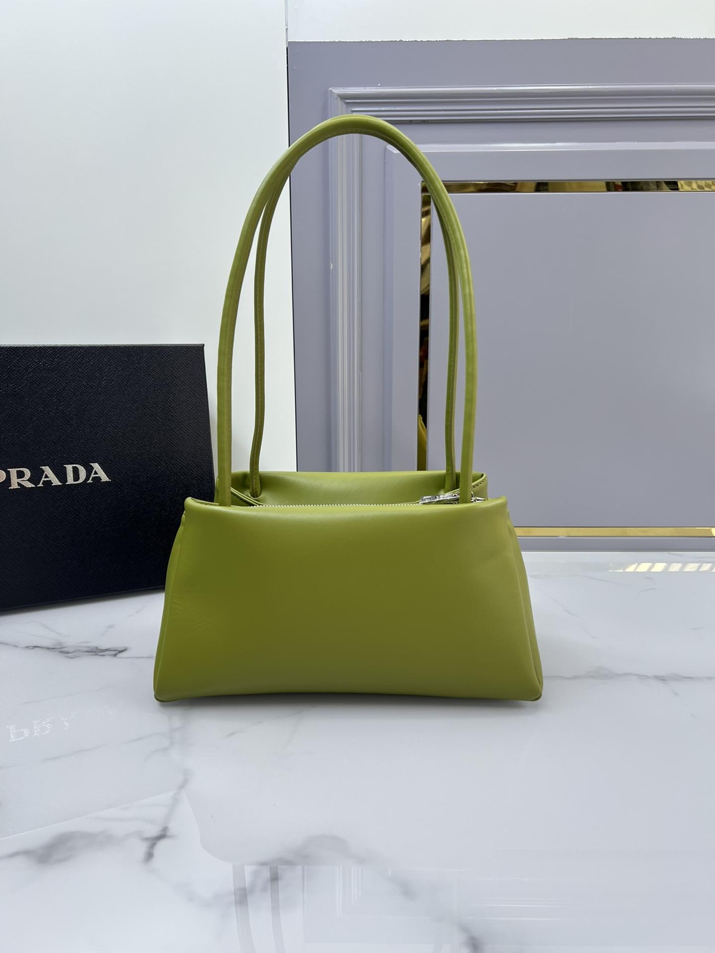 P R A D A Prada Leather Mini Bag 레플리카 26번 이미지 - Bag | 세미샵 레플리카 사이트