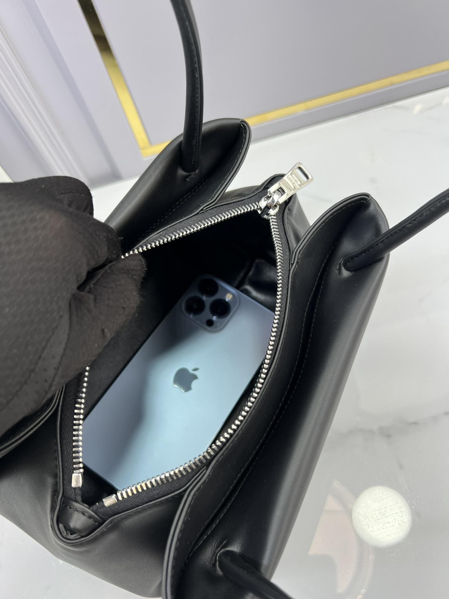 P R A D A Prada Leather Mini Bag 레플리카 39번 이미지 - Bag | 세미샵 레플리카 사이트