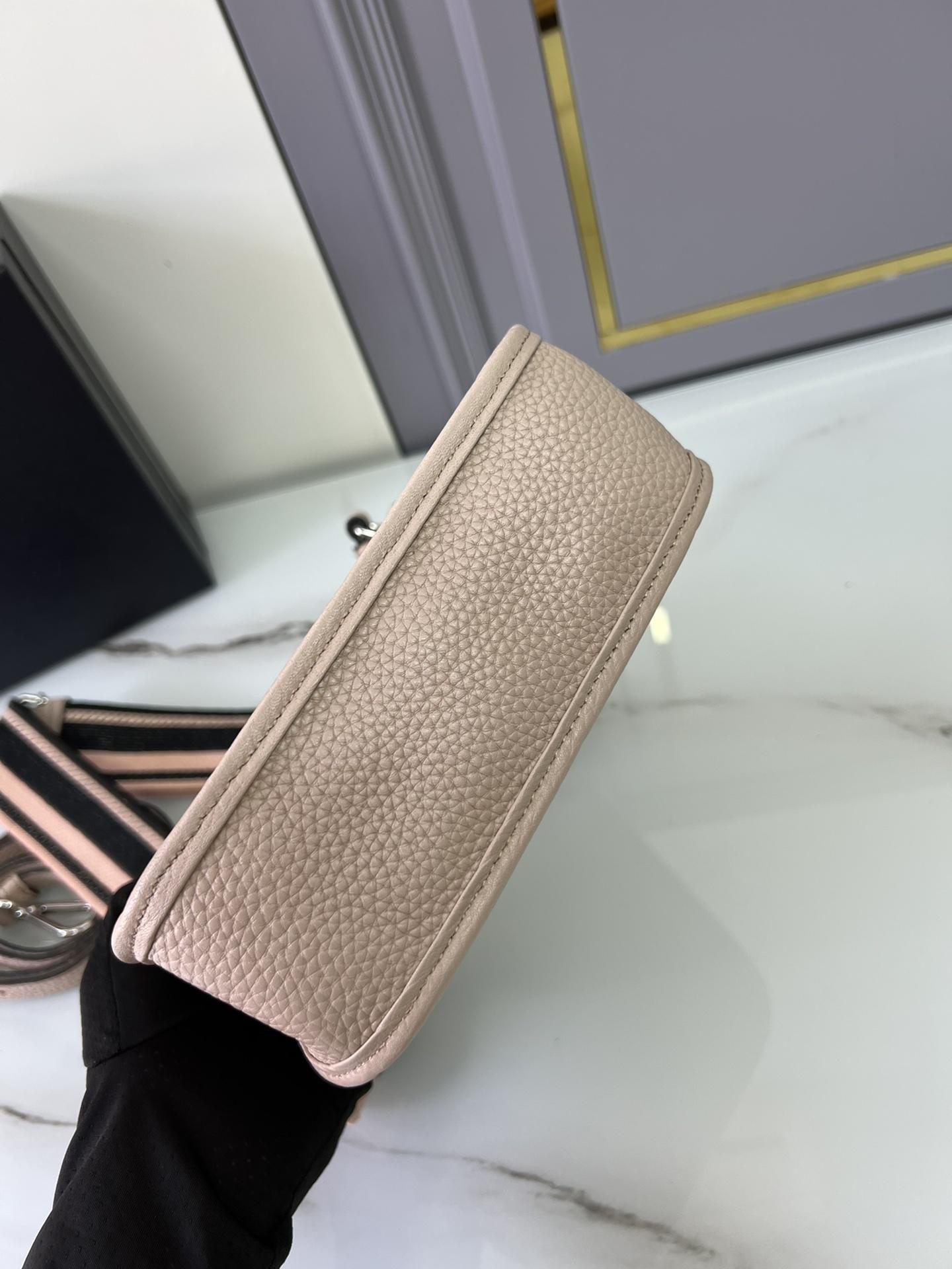 P R A D A Prada Leather Mini Shoulder 레플리카 12번 이미지 - Bag | 세미샵 레플리카 사이트