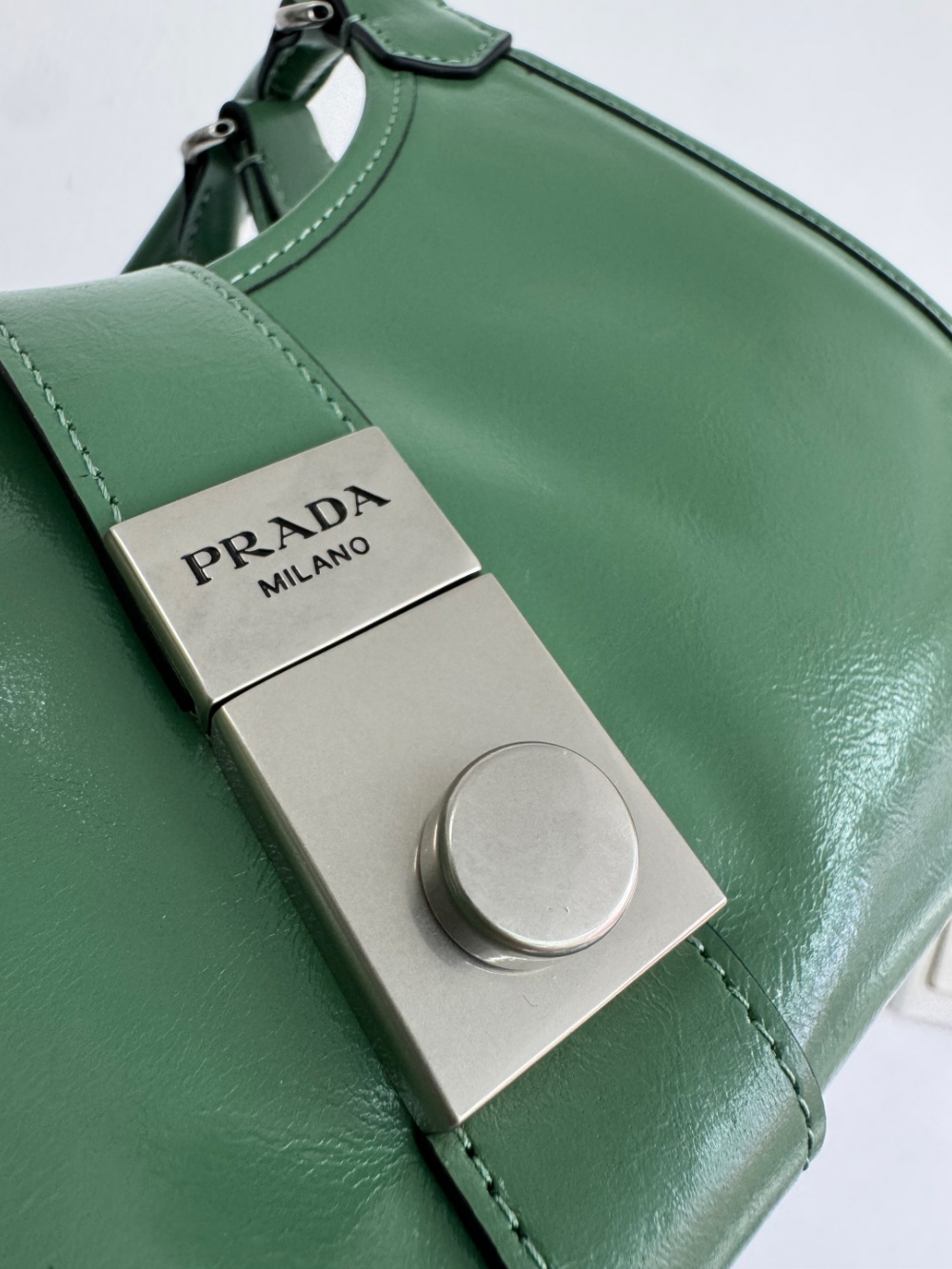 P R A D A Prada Leather Tote 레플리카 6번 이미지 - Bag | 세미샵 레플리카 사이트