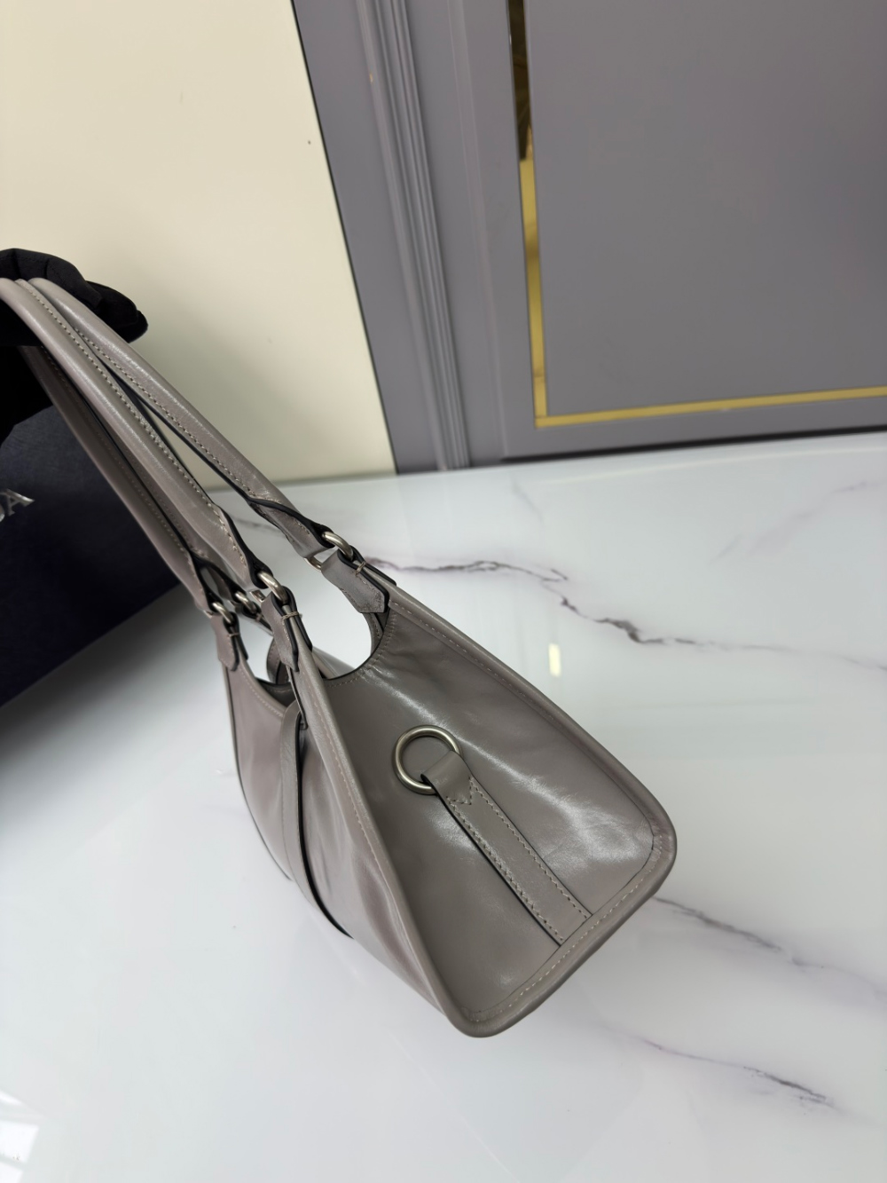 P R A D A Prada Leather Tote 레플리카 12번 이미지 - Bag | 세미샵 레플리카 사이트