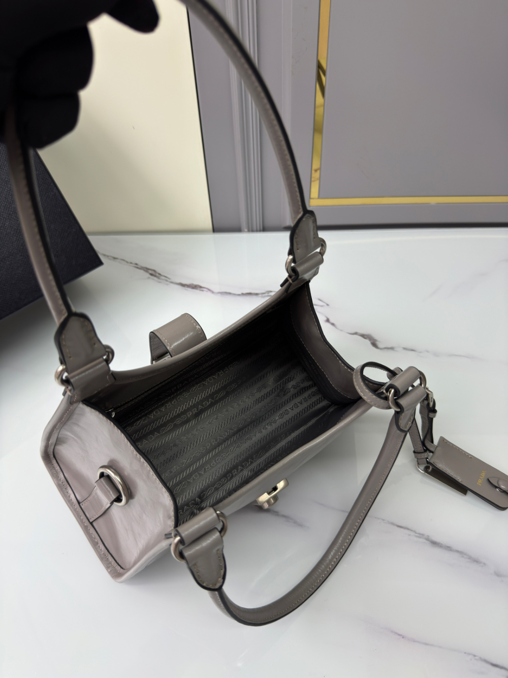 P R A D A Prada Leather Tote 레플리카 15번 이미지 - Bag | 세미샵 레플리카 사이트