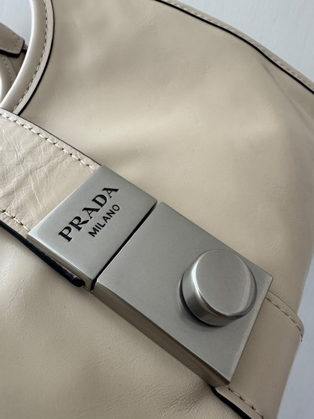 P R A D A Prada Leather Tote 레플리카 22번 이미지 - Bag | 세미샵 레플리카 사이트