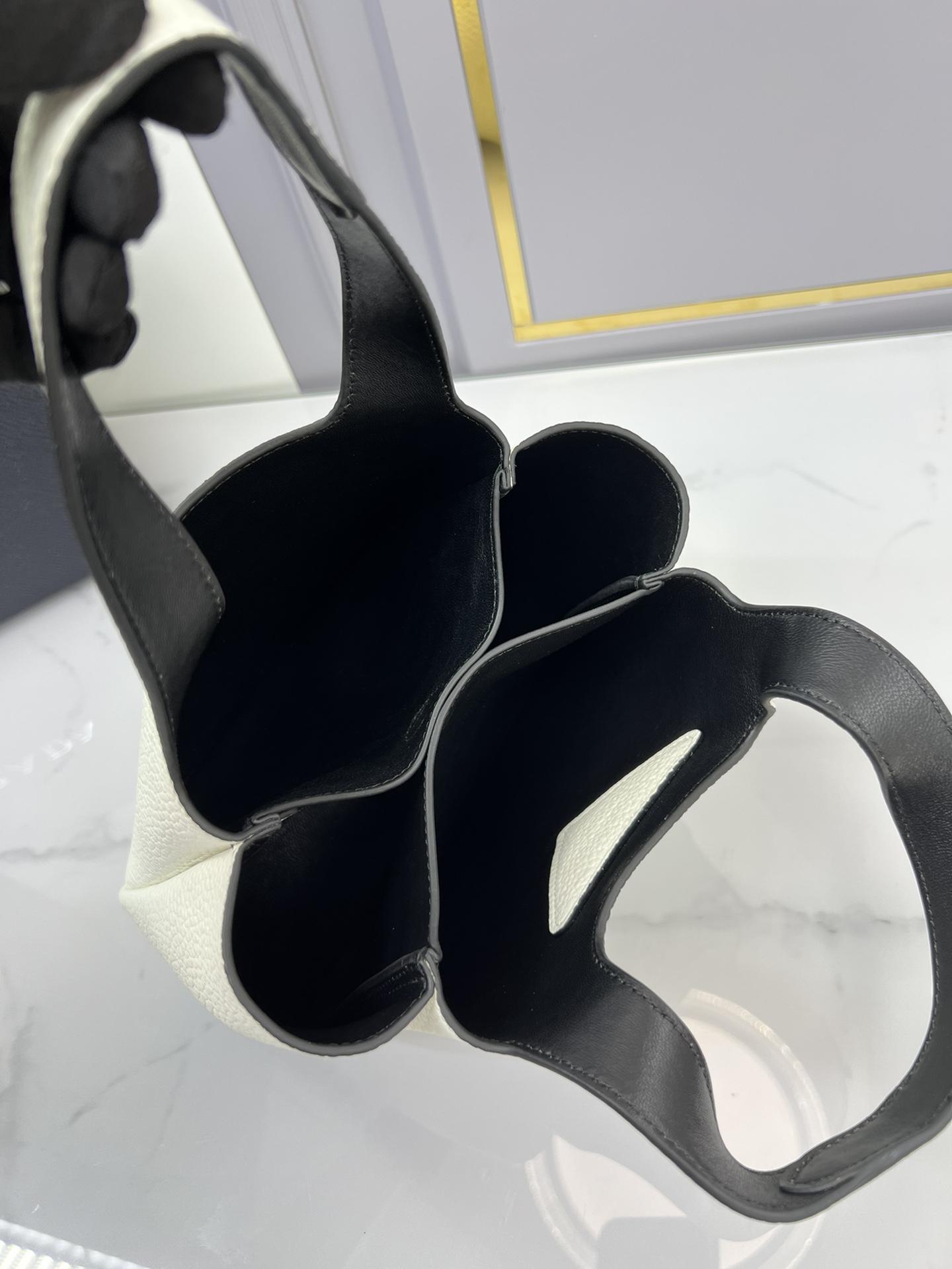 P R A D A Prada Mini Tote 레플리카 15번 이미지 - Bag | 세미샵 레플리카 사이트