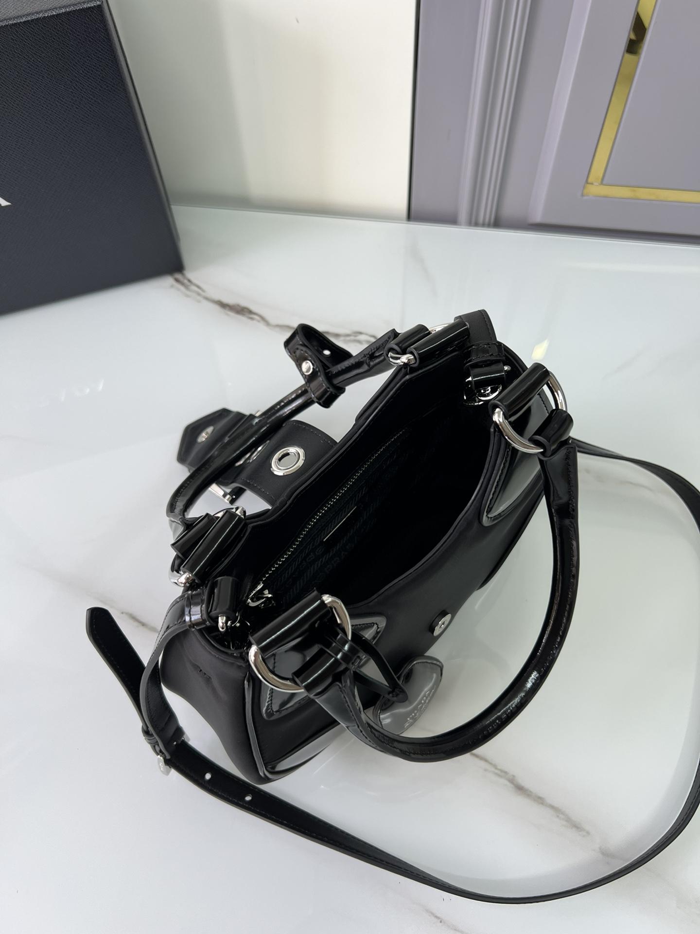 P R A D A Prada Moon Re-nylon and Leather Bag 레플리카 39번 이미지 - Bag | 세미샵 레플리카 사이트