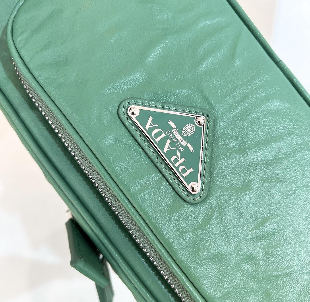 P R A D A Prada Nappa Antique Leather Multi Pocket Shoulder 레플리카 11번 이미지 - Bag | 세미샵 레플리카 사이트