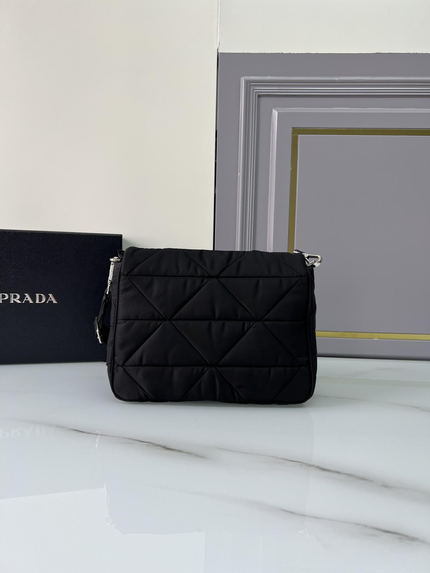 P R A D A Prada Padded Re-Nylon Shoulder 레플리카 10번 이미지 - Bag | 세미샵 레플리카 사이트