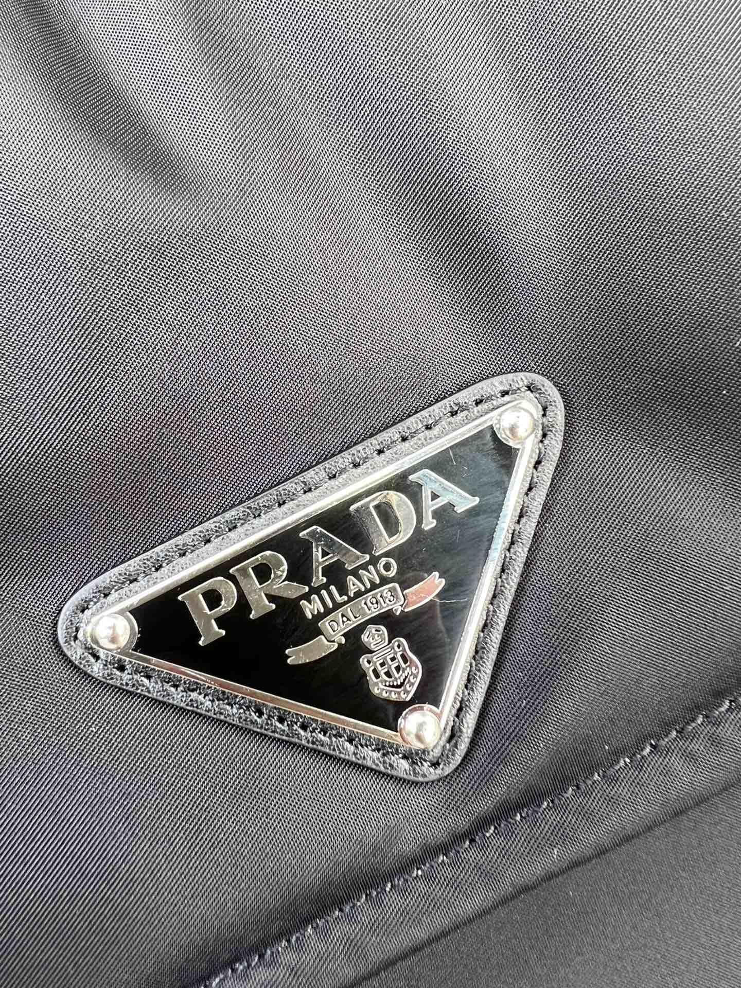 P R A D A Prada Padded Re - Nylon Shoulder 레플리카 5번 이미지 - Bag | 세미샵 레플리카 사이트