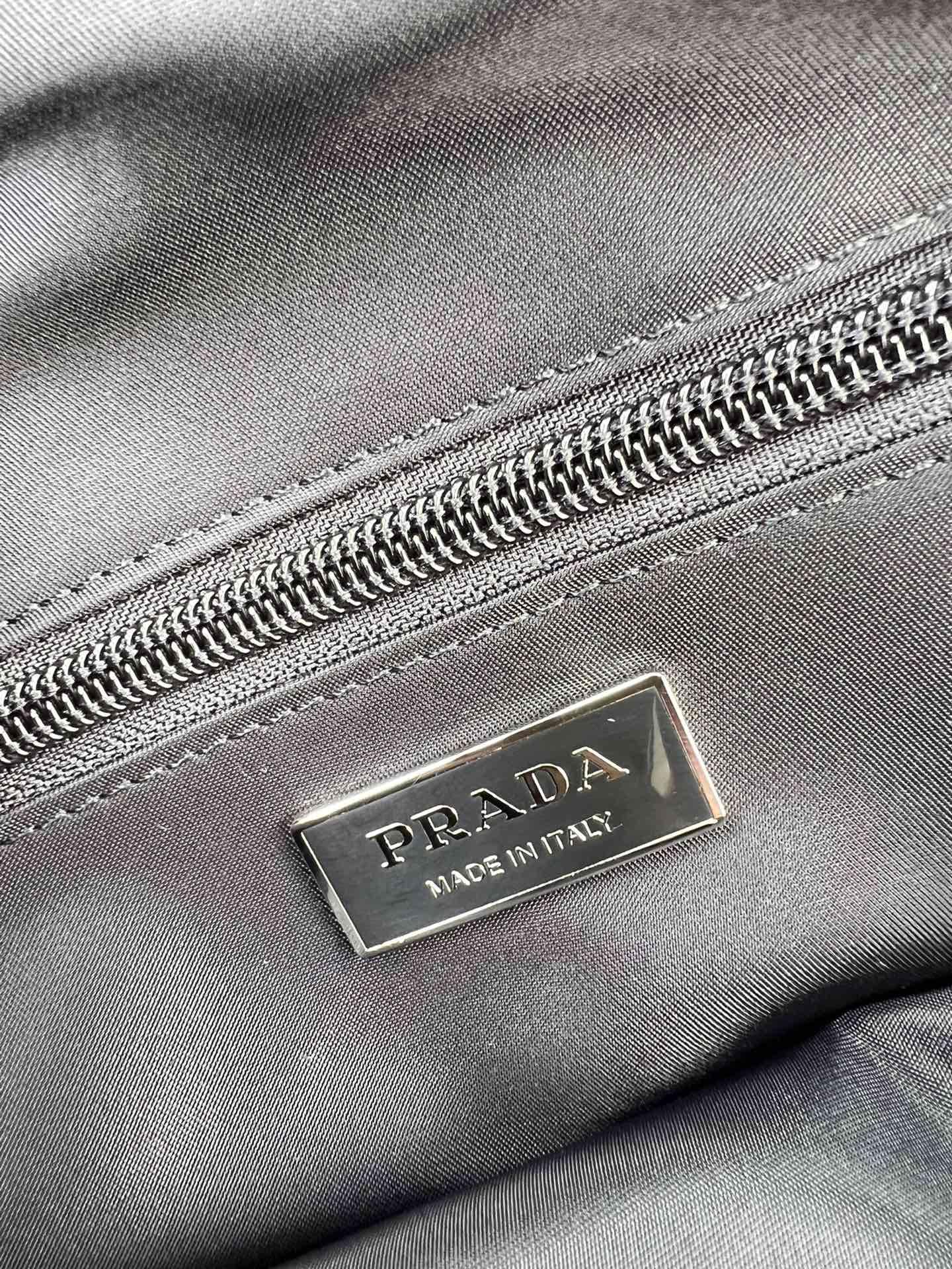 P R A D A Prada Padded Re - Nylon Shoulder 레플리카 8번 이미지 - Bag | 세미샵 레플리카 사이트