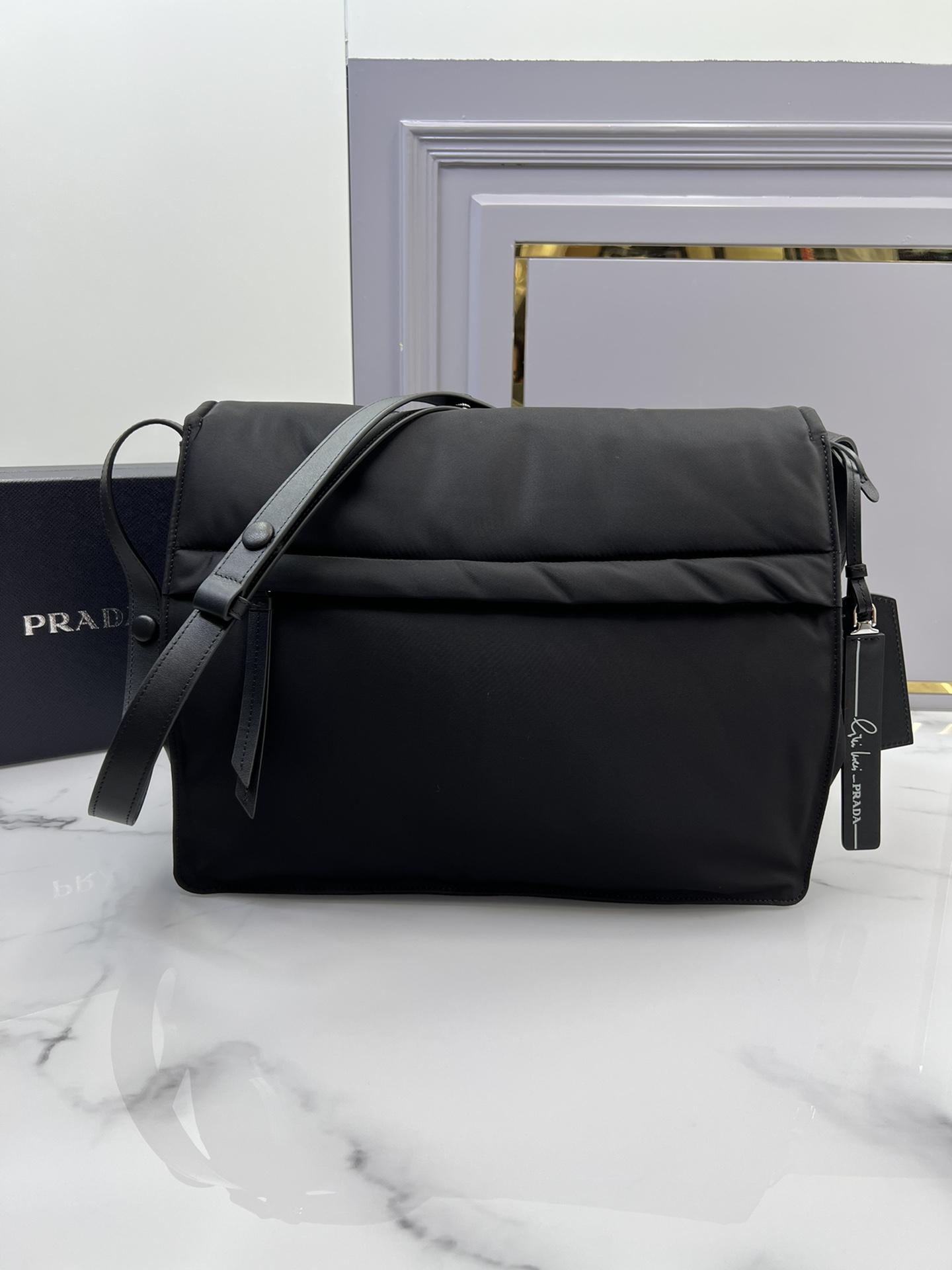 P R A D A Prada Padded Re - Nylon Shoulder 레플리카 10번 이미지 - Bag | 세미샵 레플리카 사이트