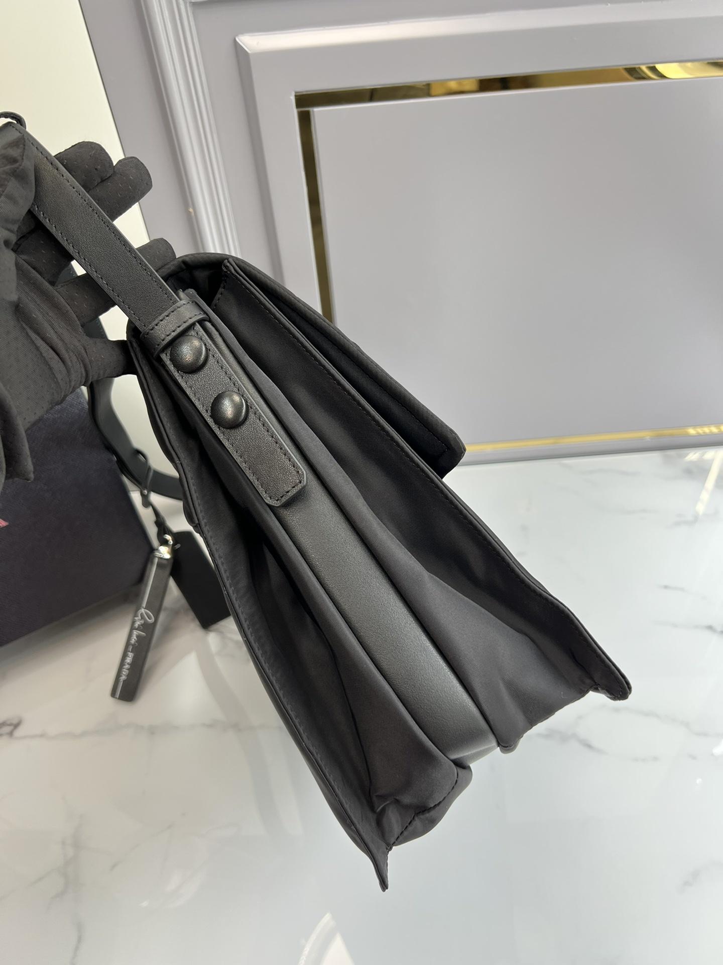 P R A D A Prada Padded Re - Nylon Shoulder 레플리카 11번 이미지 - Bag | 세미샵 레플리카 사이트