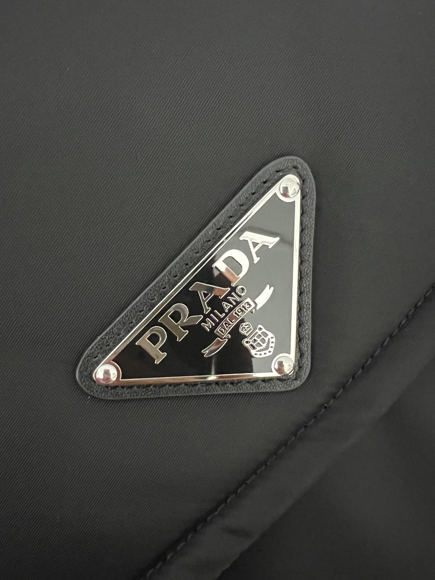 P R A D A Prada Padded Re - Nylon Shoulder 레플리카 13번 이미지 - Bag | 세미샵 레플리카 사이트