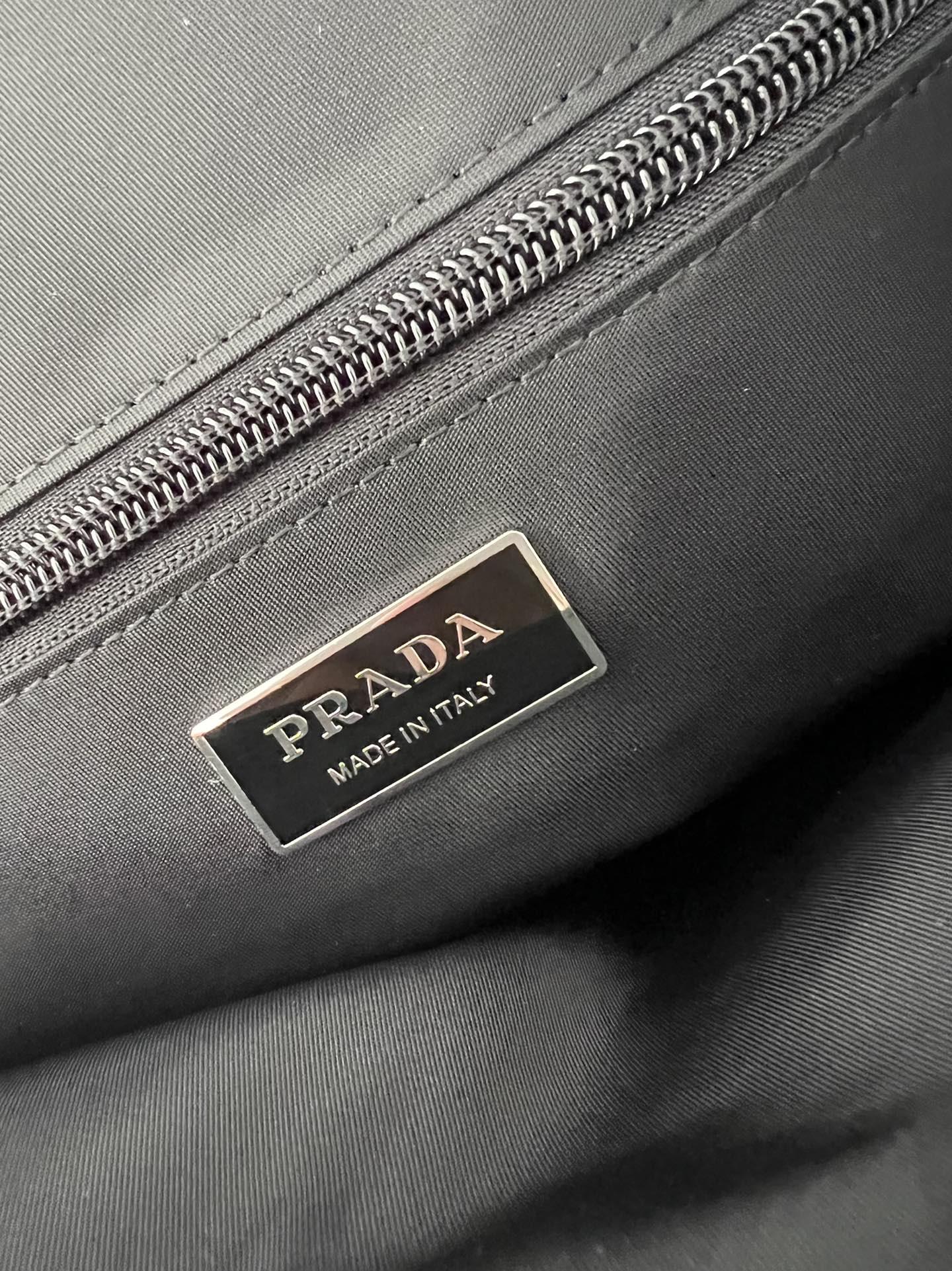 P R A D A Prada Padded Re - Nylon Shoulder 레플리카 16번 이미지 - Bag | 세미샵 레플리카 사이트
