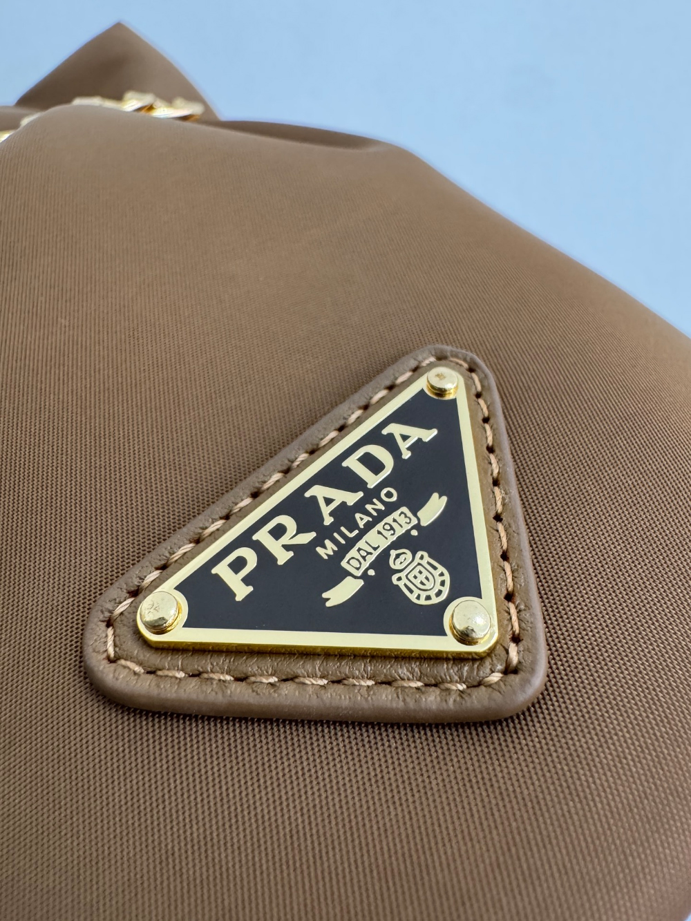 P R A D A Prada Petit Sac Noir Re-Nylon Bucket 레플리카 6번 이미지 - Bag | 세미샵 레플리카 사이트