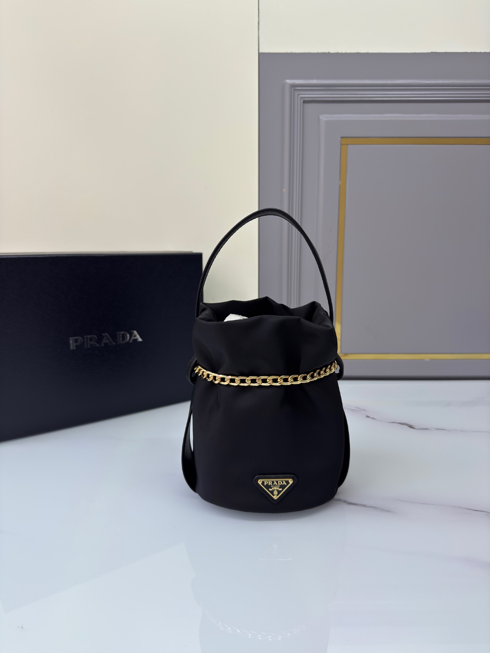 P R A D A Prada Petit Sac Noir Re-Nylon Bucket 레플리카 10번 이미지 - Bag | 세미샵 레플리카 사이트