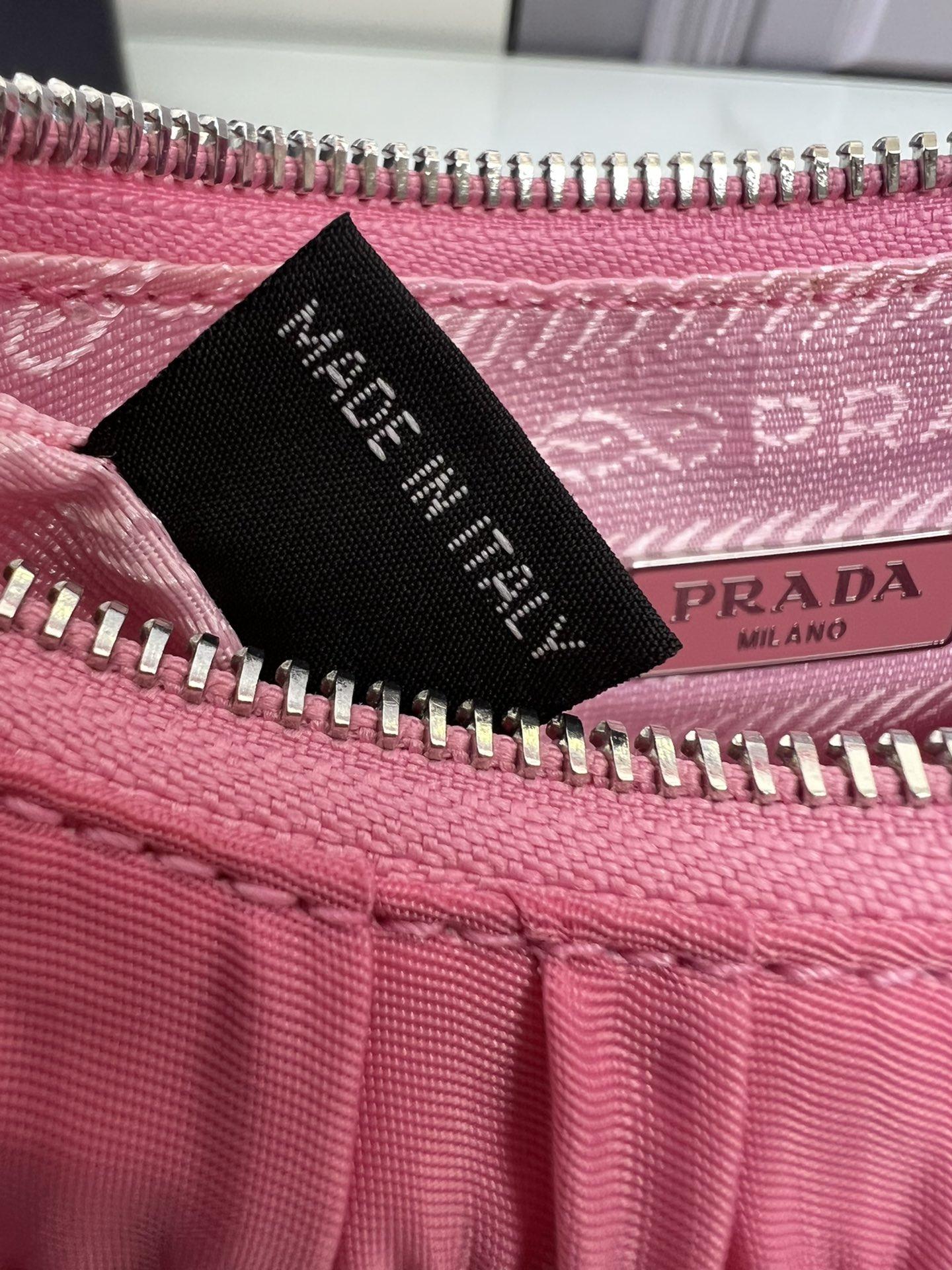 P R A D A Prada Re-Edition 2000 Hobo 레플리카 27번 이미지 - Bag | 세미샵 레플리카 사이트