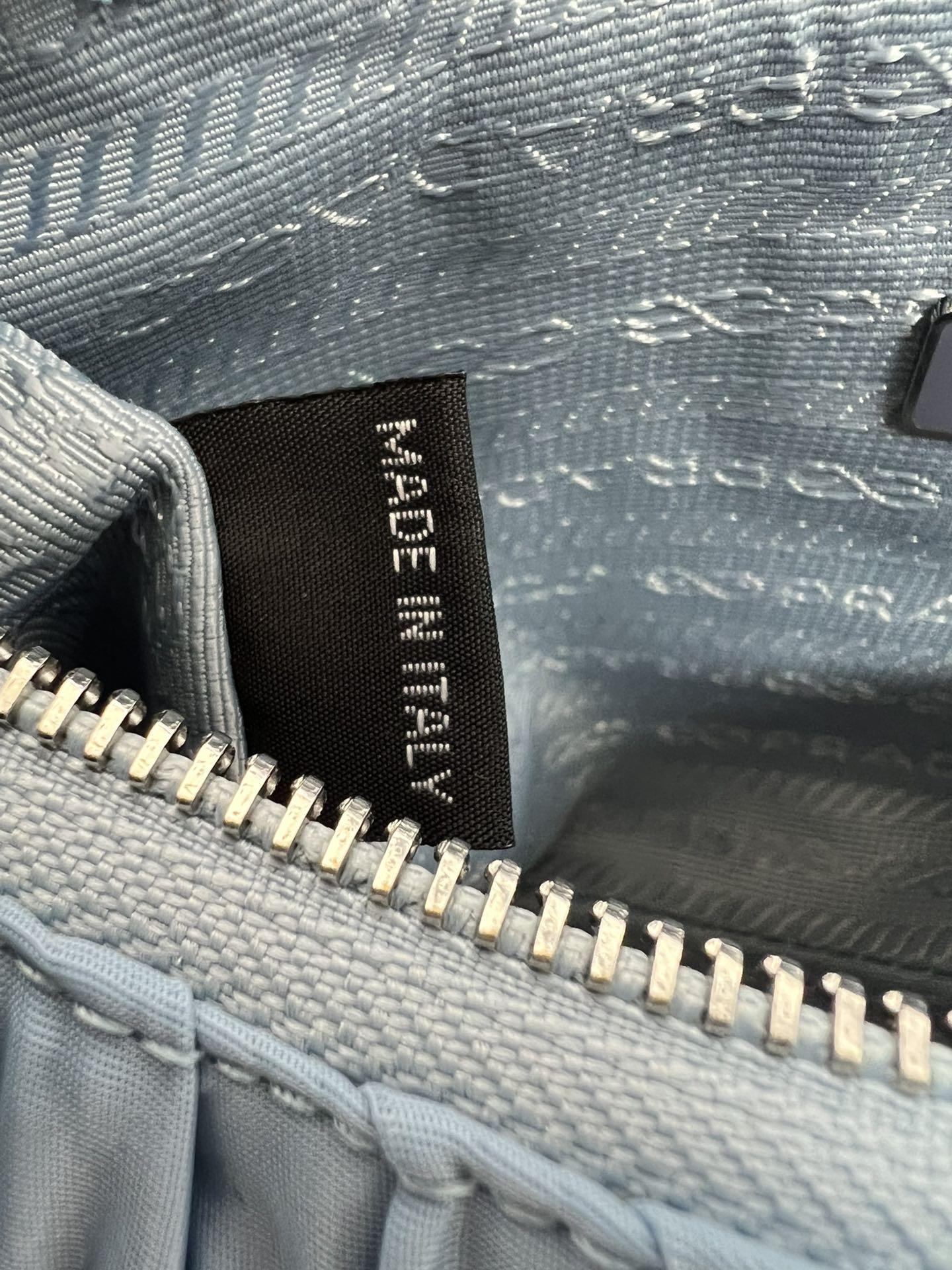 P R A D A Prada Re-Edition 2000 Hobo 레플리카 3번 이미지 - Bag | 세미샵 레플리카 사이트