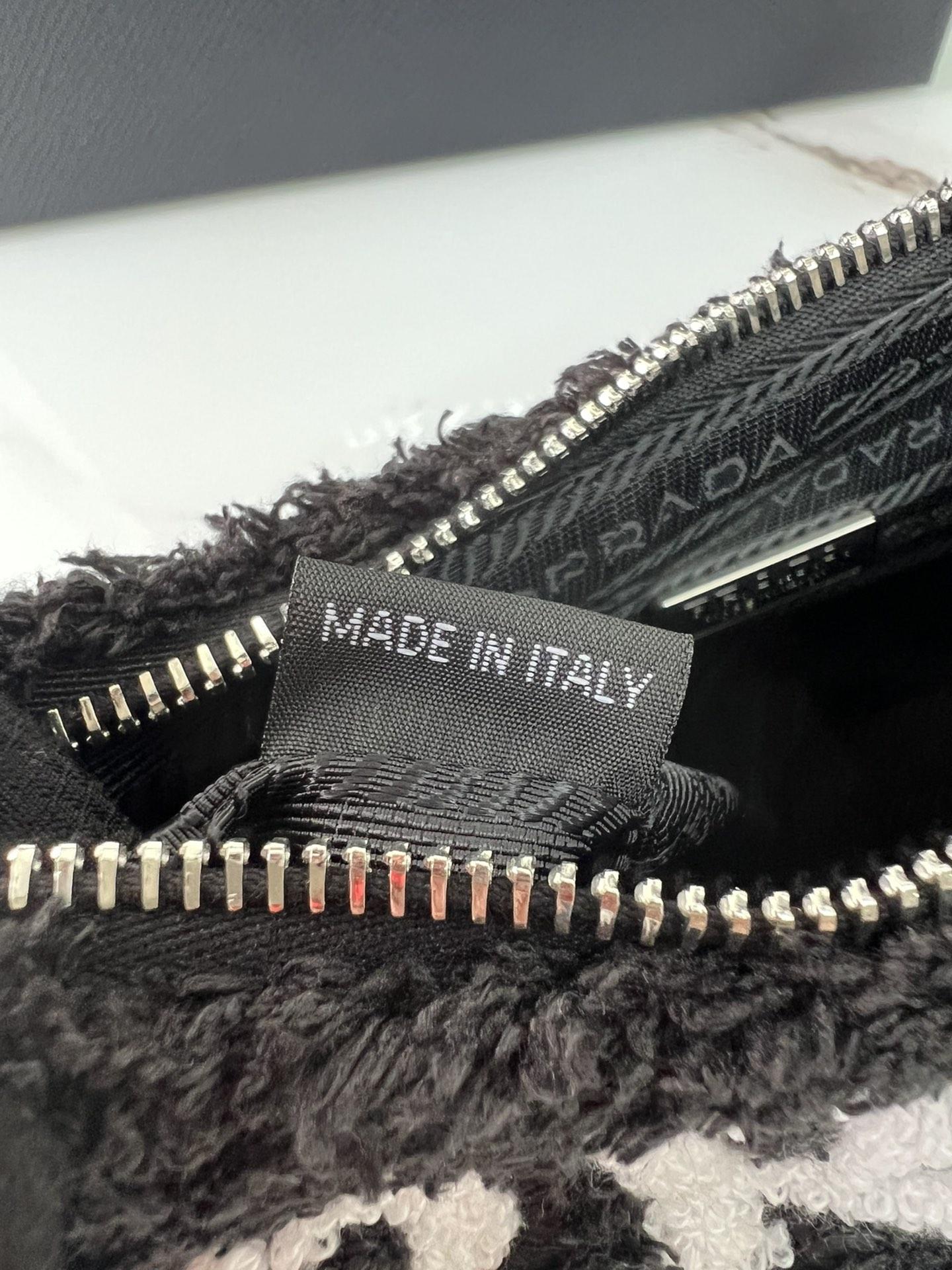 P R A D A Prada Re-Edition 2000 Terry Mini 레플리카 6번 이미지 - Bag | 세미샵 레플리카 사이트