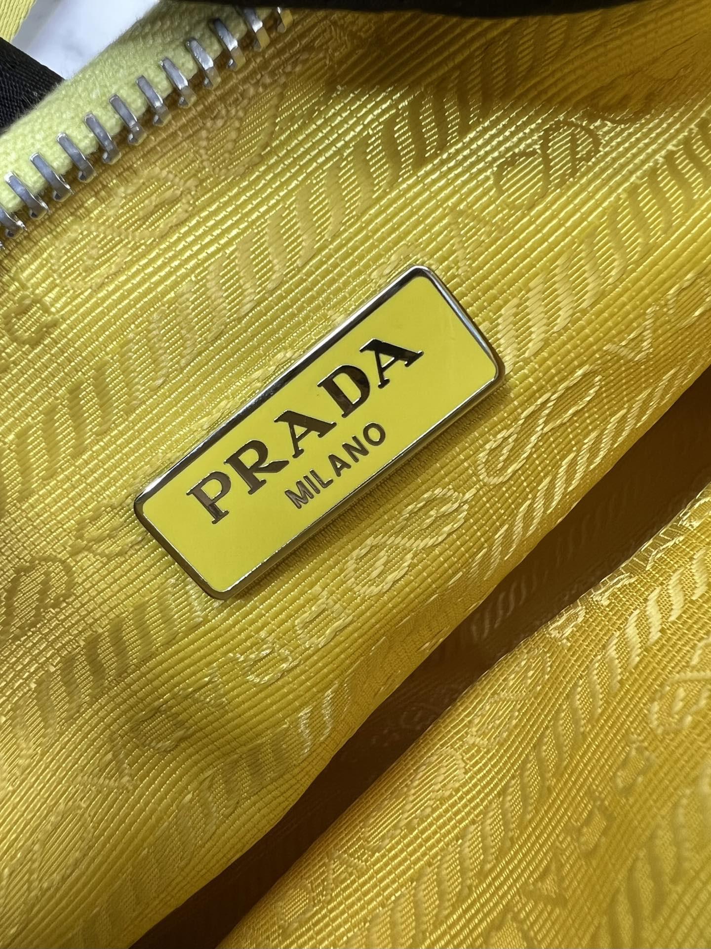 P R A D A Prada Re-Edition 2005 Nylon Hobo 레플리카 37번 이미지 - Bag | 세미샵 레플리카 사이트