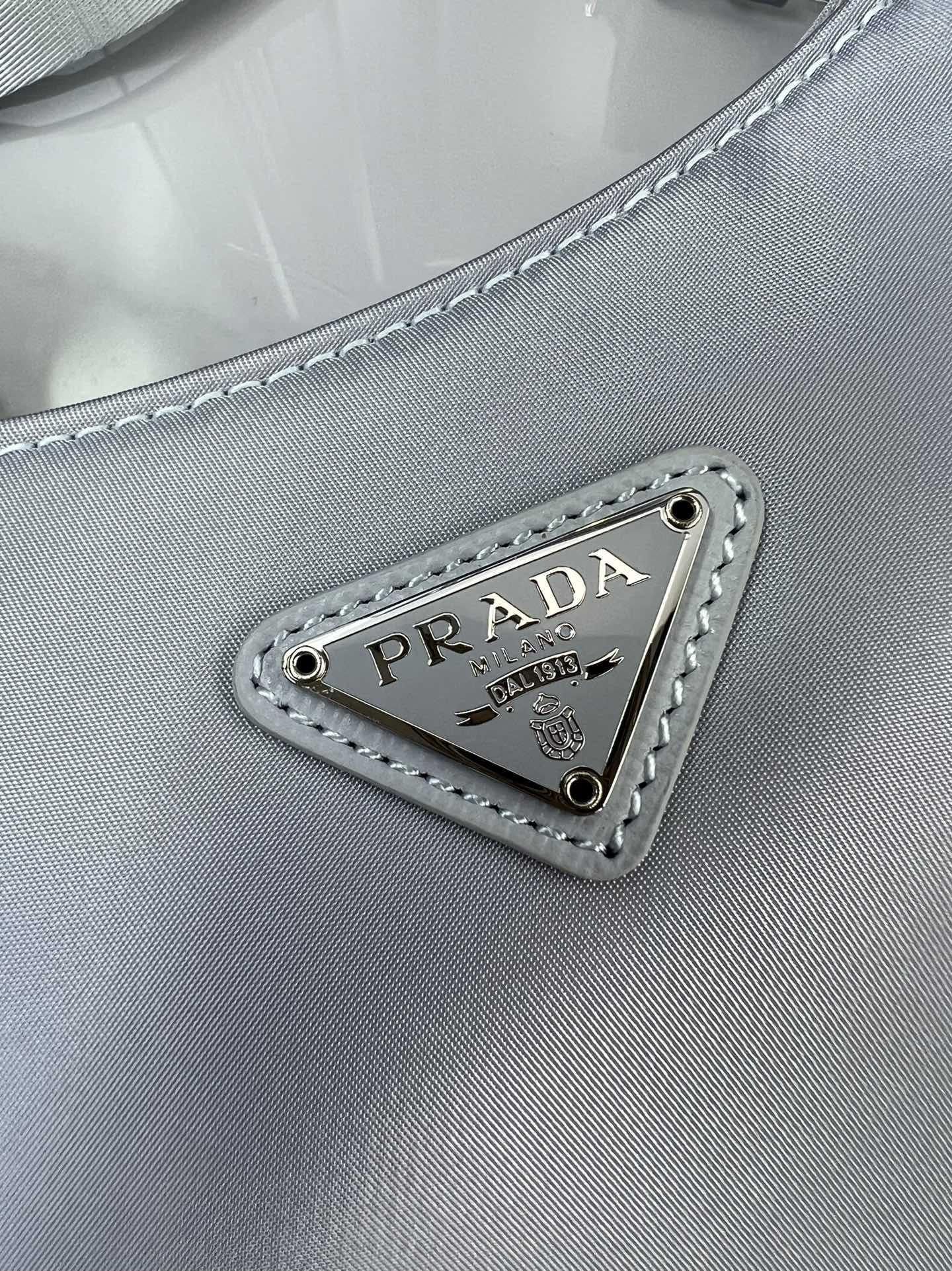 P R A D A Prada Re-Edition 2005 Nylon Hobo 레플리카 43번 이미지 - Bag | 세미샵 레플리카 사이트