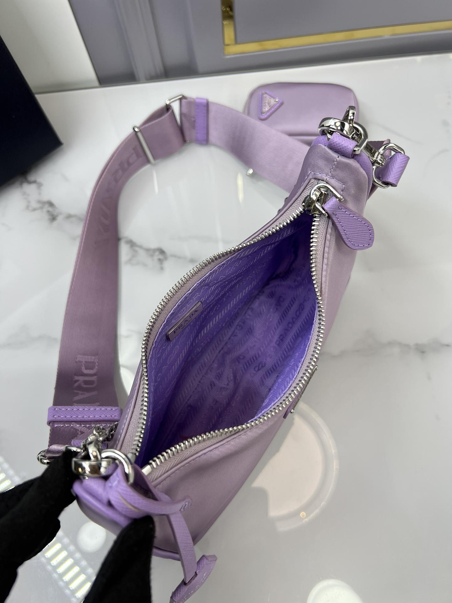 P R A D A Prada Re-Edition 2005 Nylon Hobo 레플리카 53번 이미지 - Bag | 세미샵 레플리카 사이트